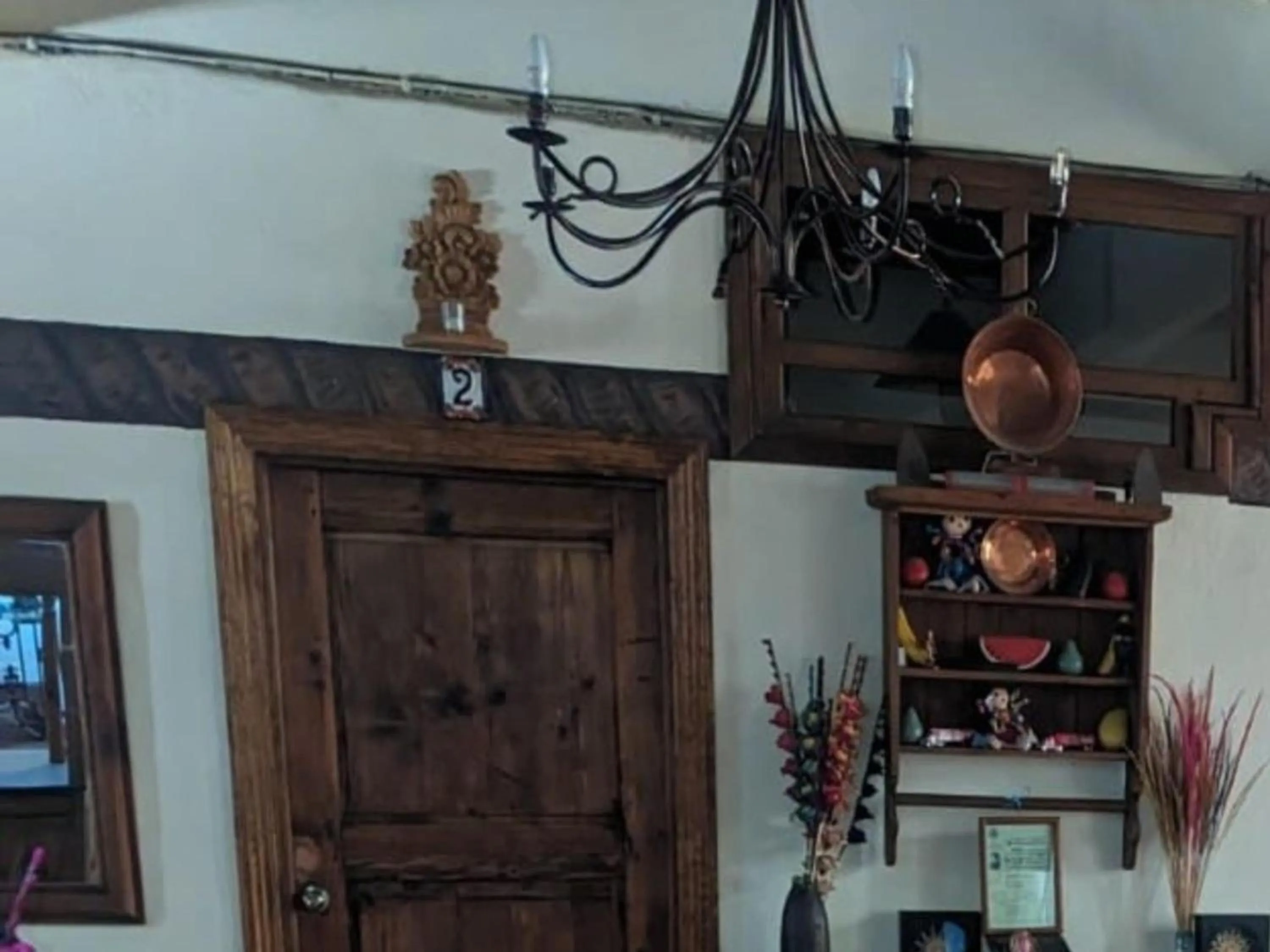 Lobby or reception in OYO Los Alcatraces