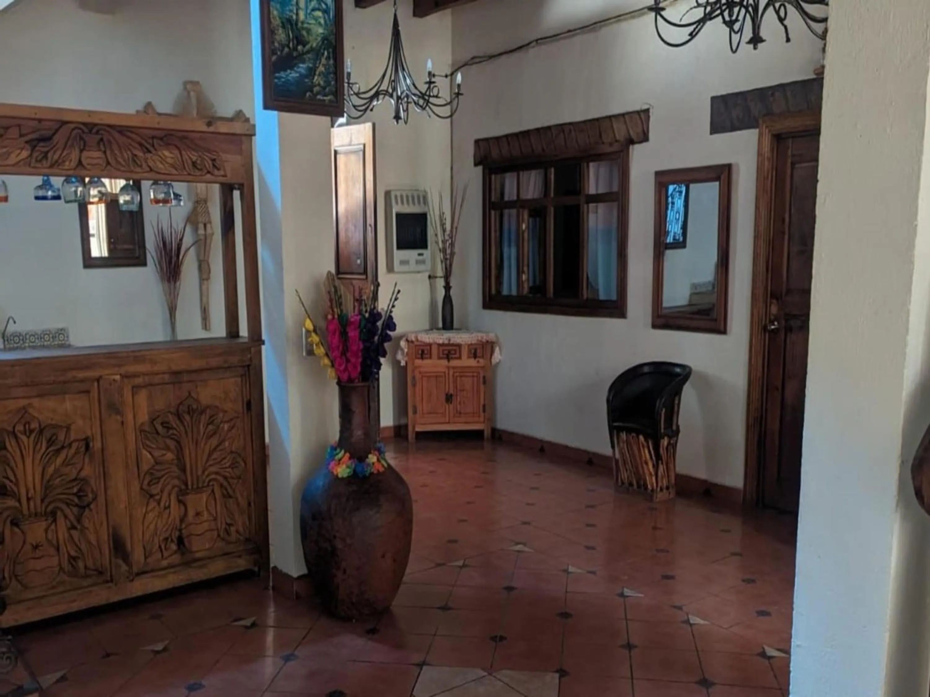 Lobby or reception in OYO Los Alcatraces