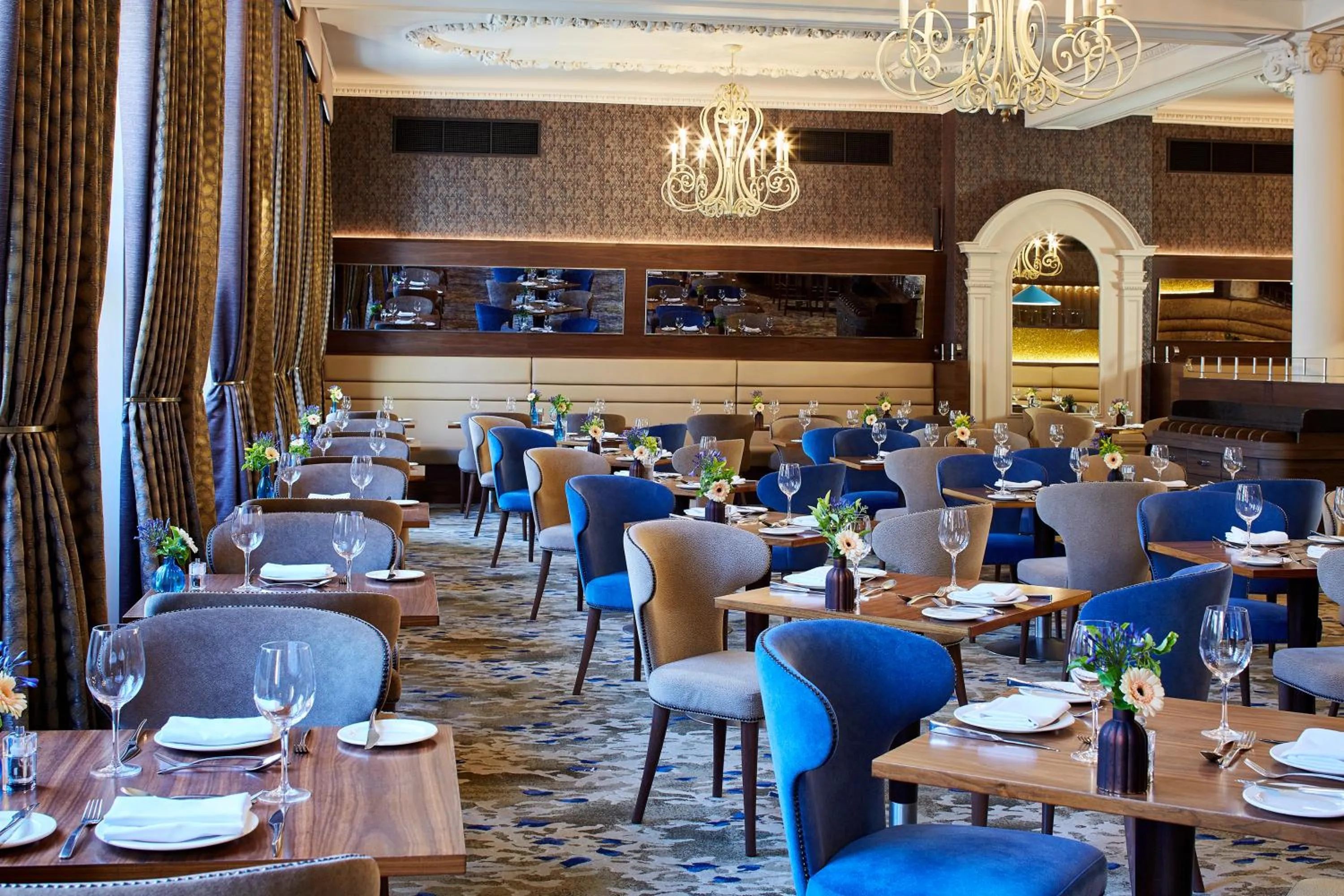 Restaurant/places to eat in The Rembrandt