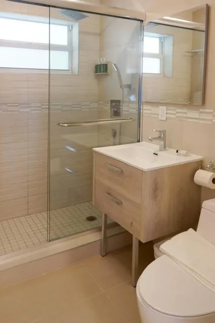 Bathroom in Diane Oceanfront Suites