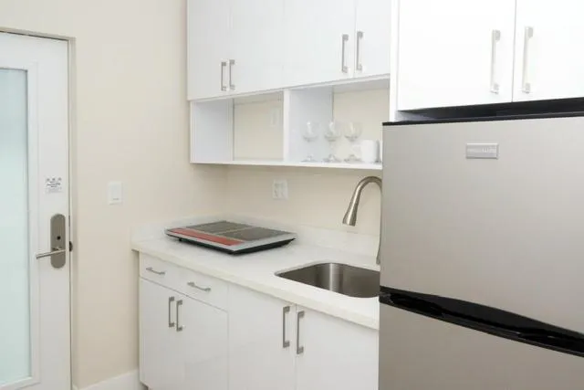 Kitchen or kitchenette in Diane Oceanfront Suites
