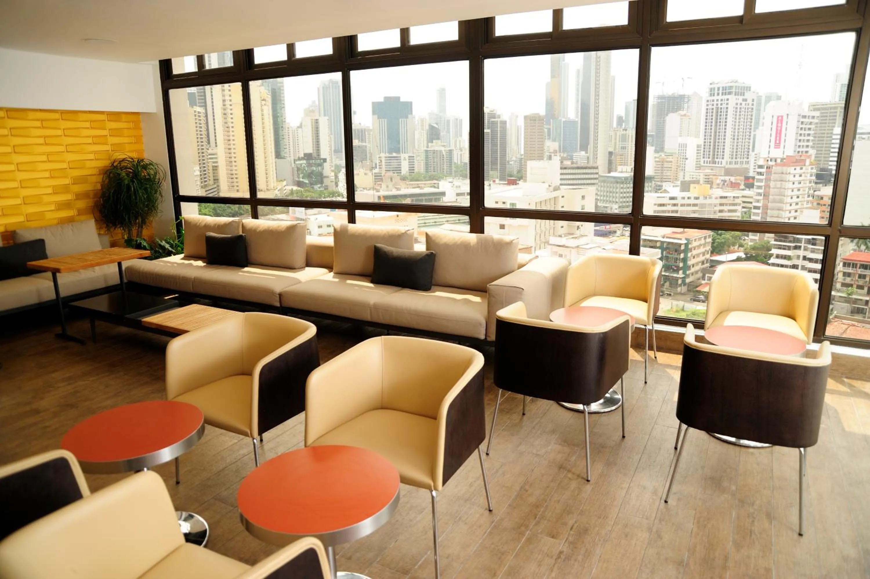 Lounge or bar in Best Western Plus Panama Zen Hotel