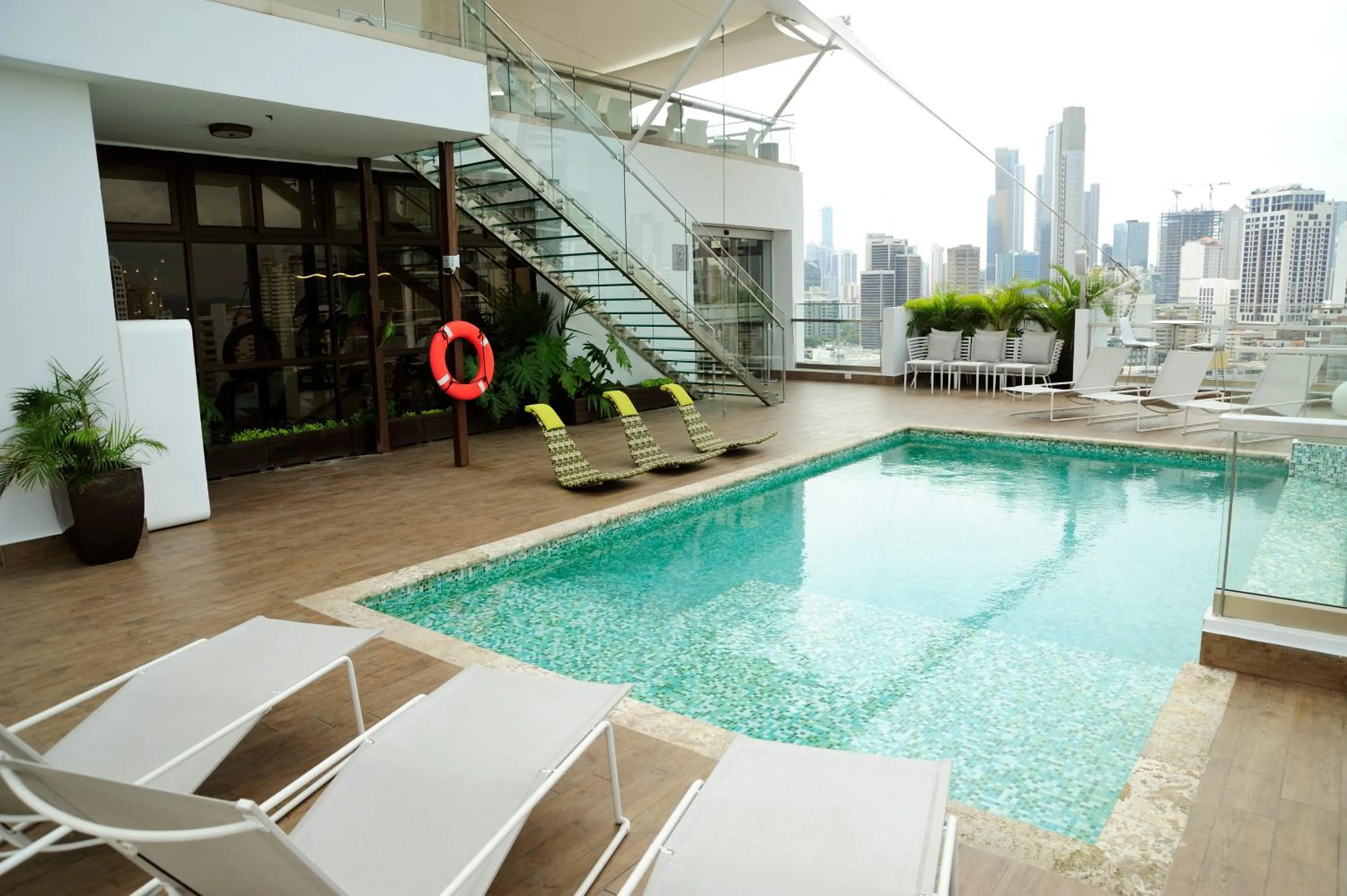 Swimming pool in Best Western Plus Panama Zen Hotel
