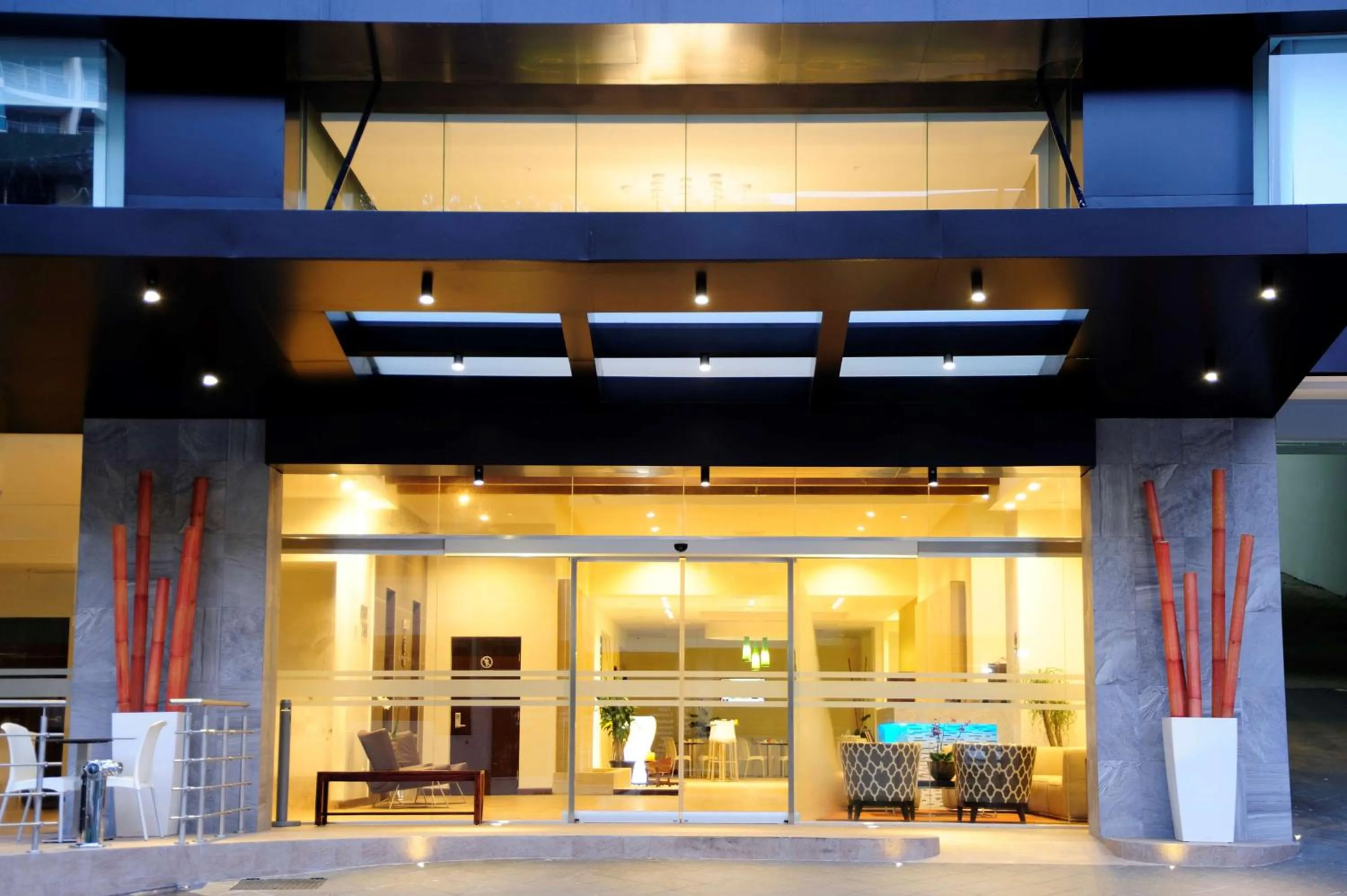 Property building in Best Western Plus Panama Zen Hotel