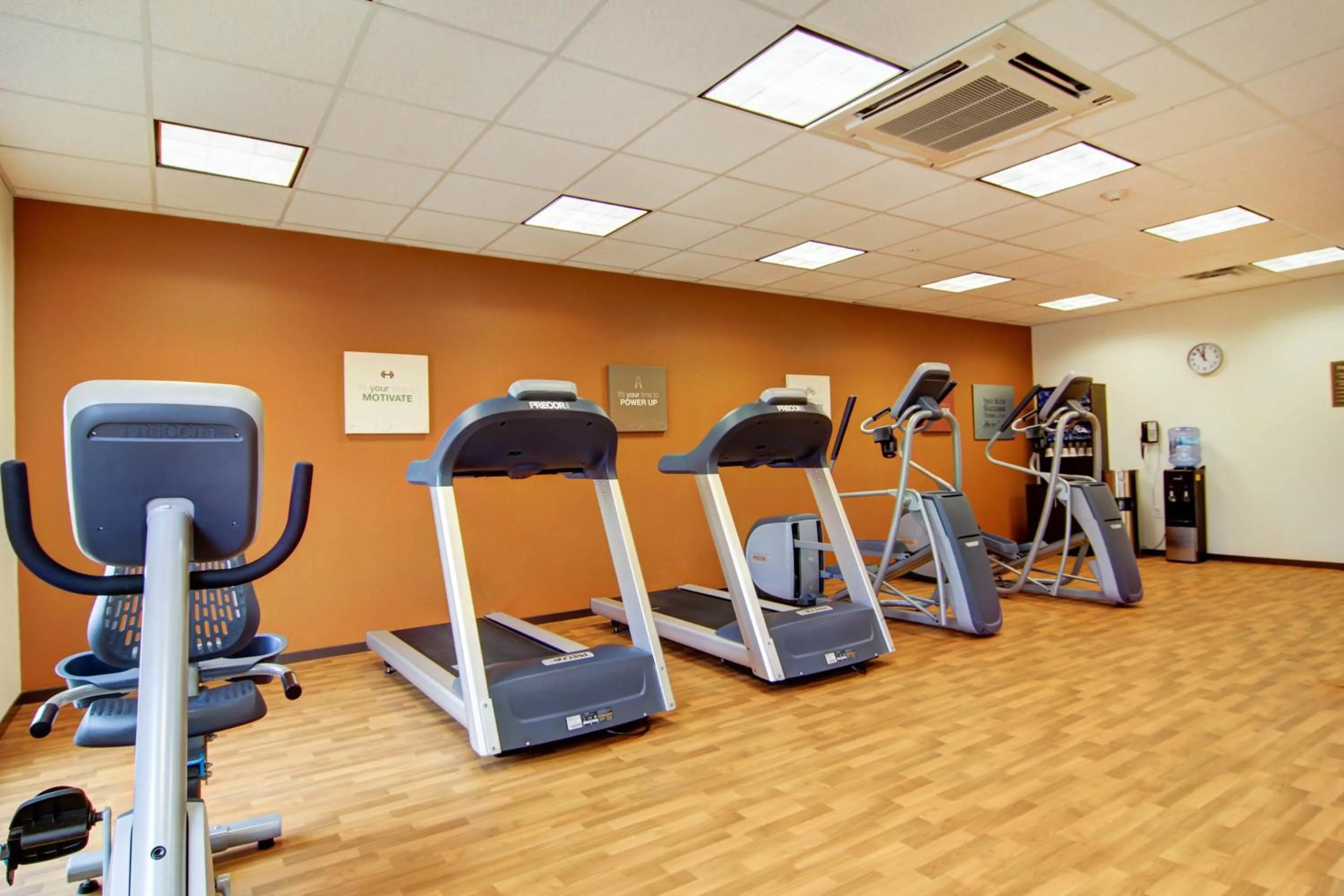 Fitness centre/facilities in Comfort Suites Carlsbad