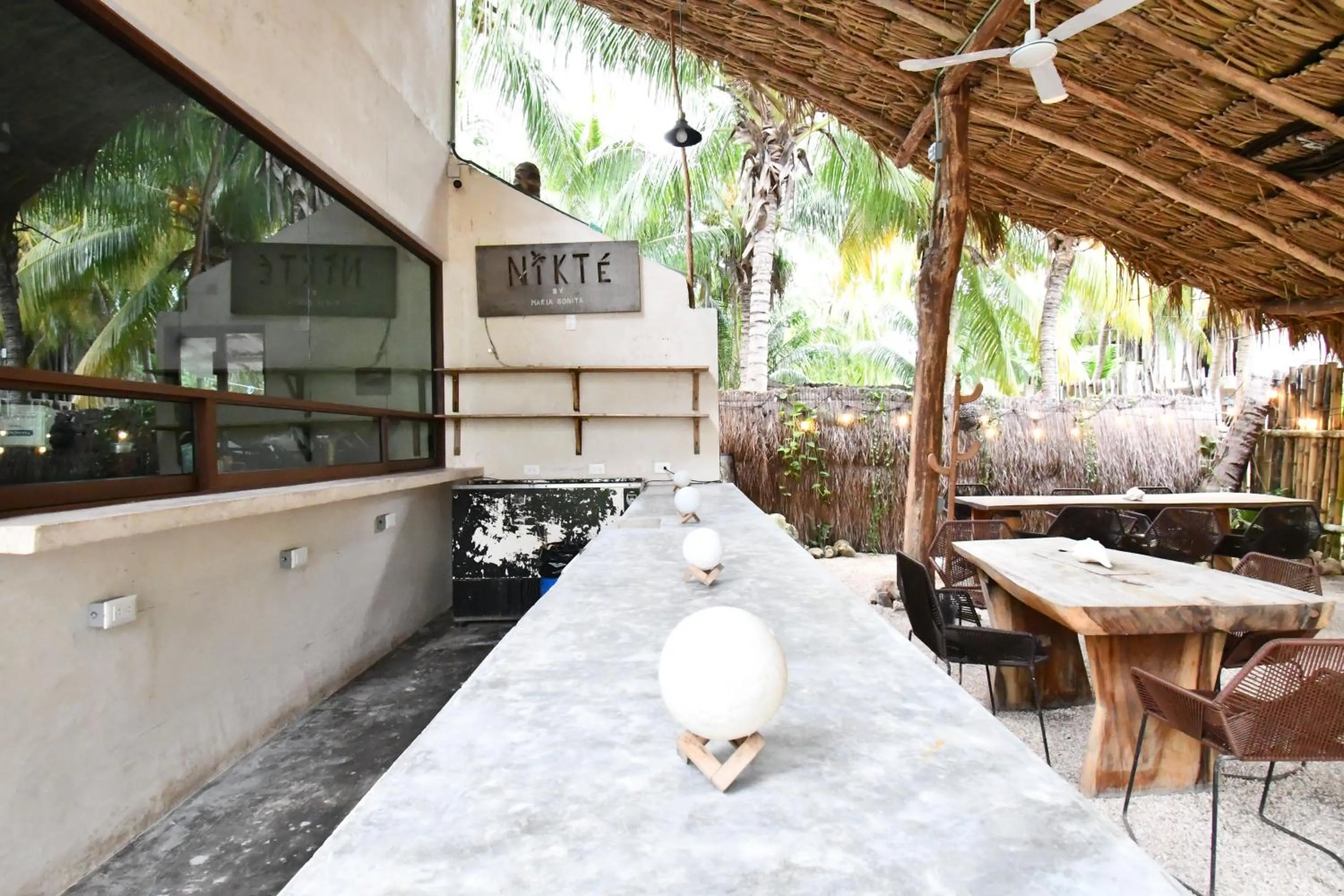 Restaurant/places to eat in Casa Maria Bonita Hotel & Restaurant El Cuyo by Spot Rentals