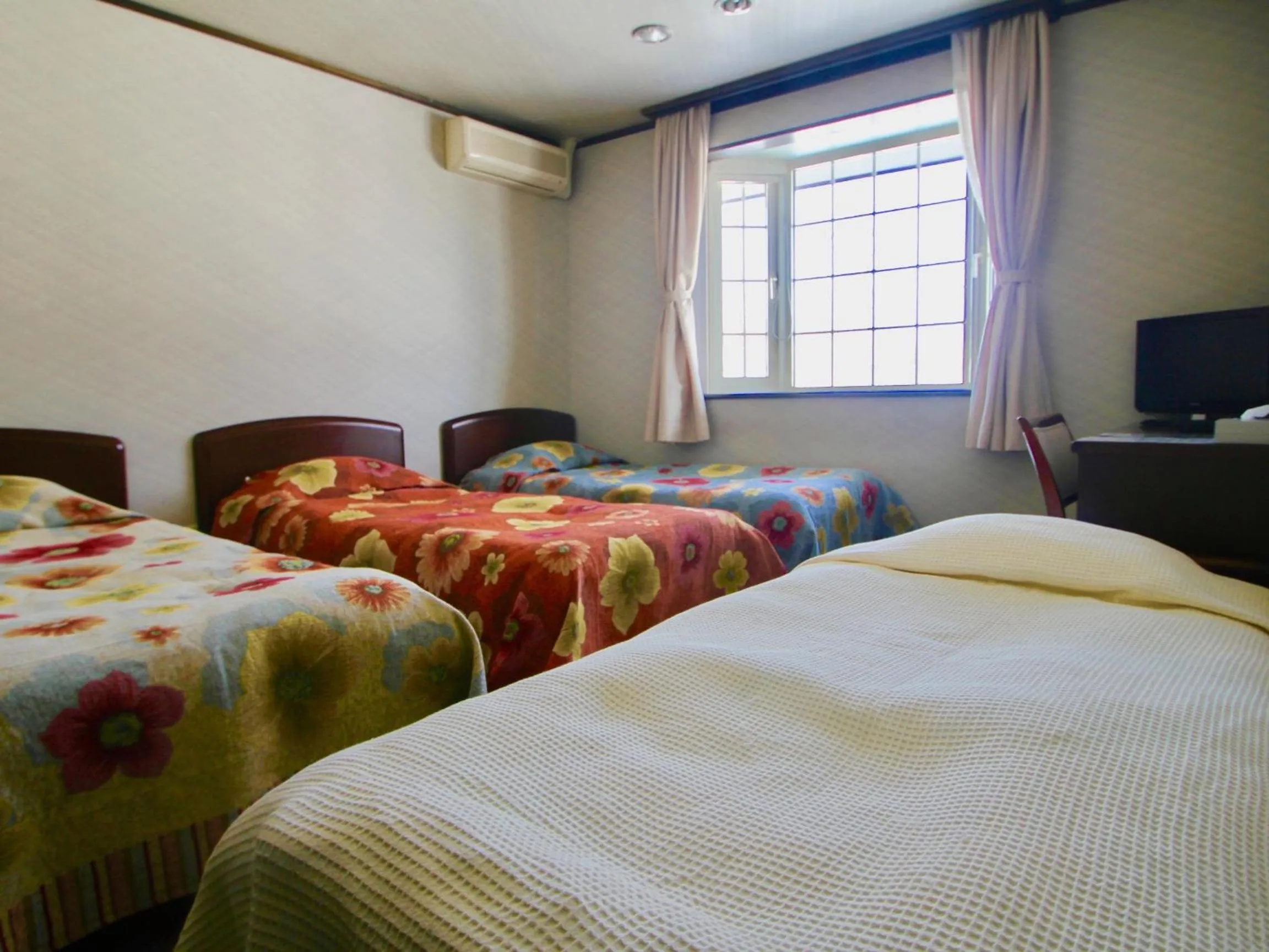 Bed in Appi Life is Beautiful