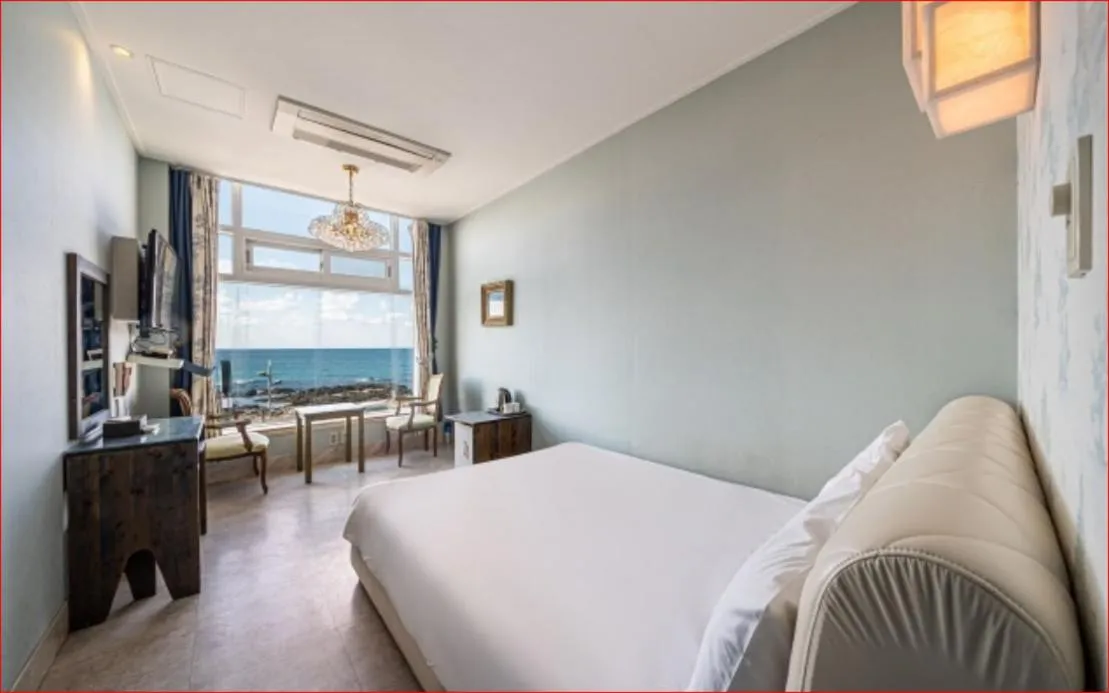 Bed in Hotel White House