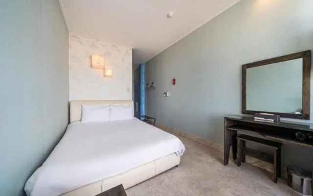 Bed in Hotel White House