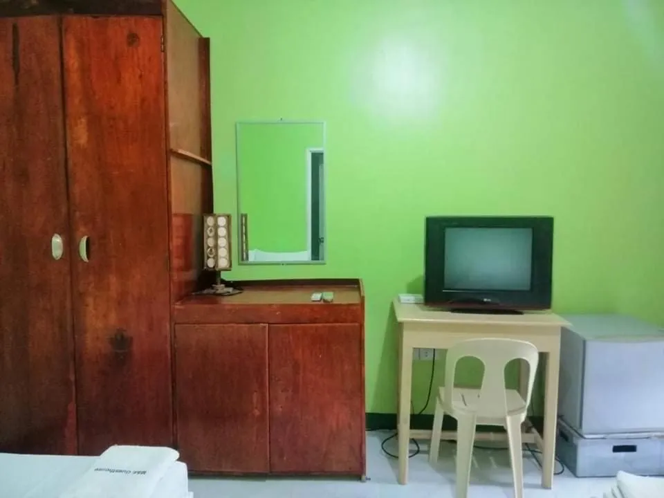 TV and multimedia in M&E Guesthouse