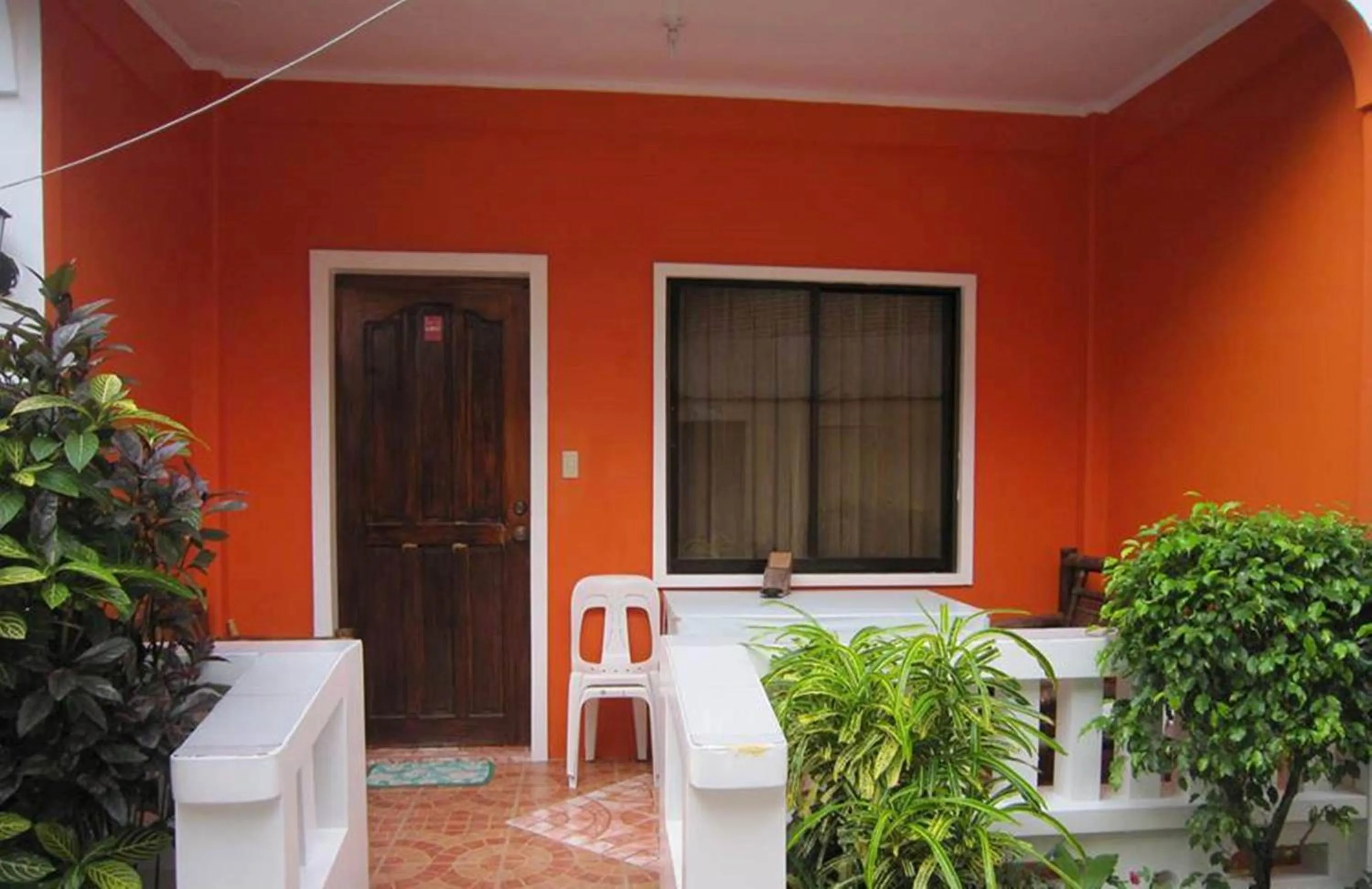 Facade/entrance in M&E Guesthouse