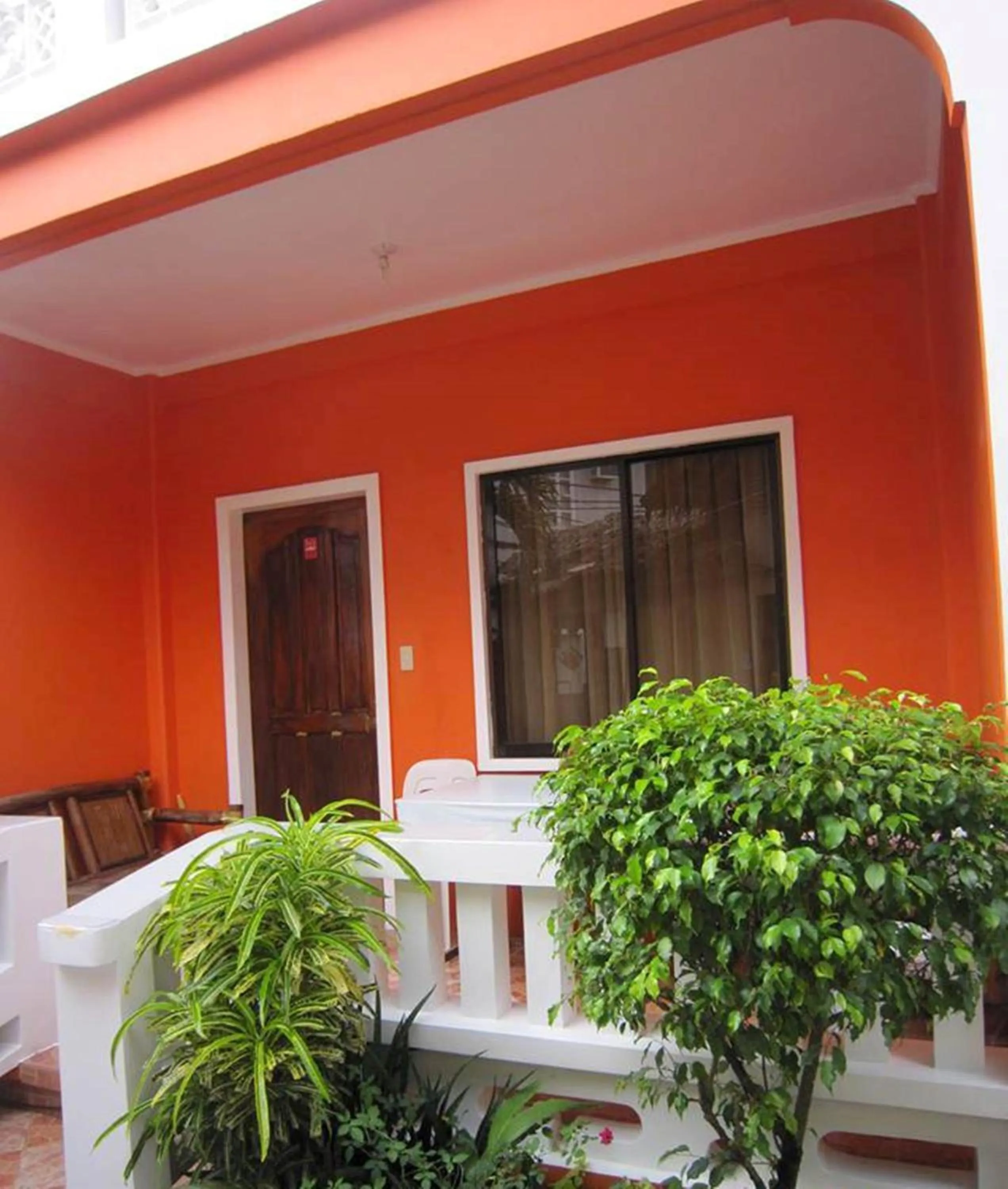 Facade/entrance in M&E Guesthouse