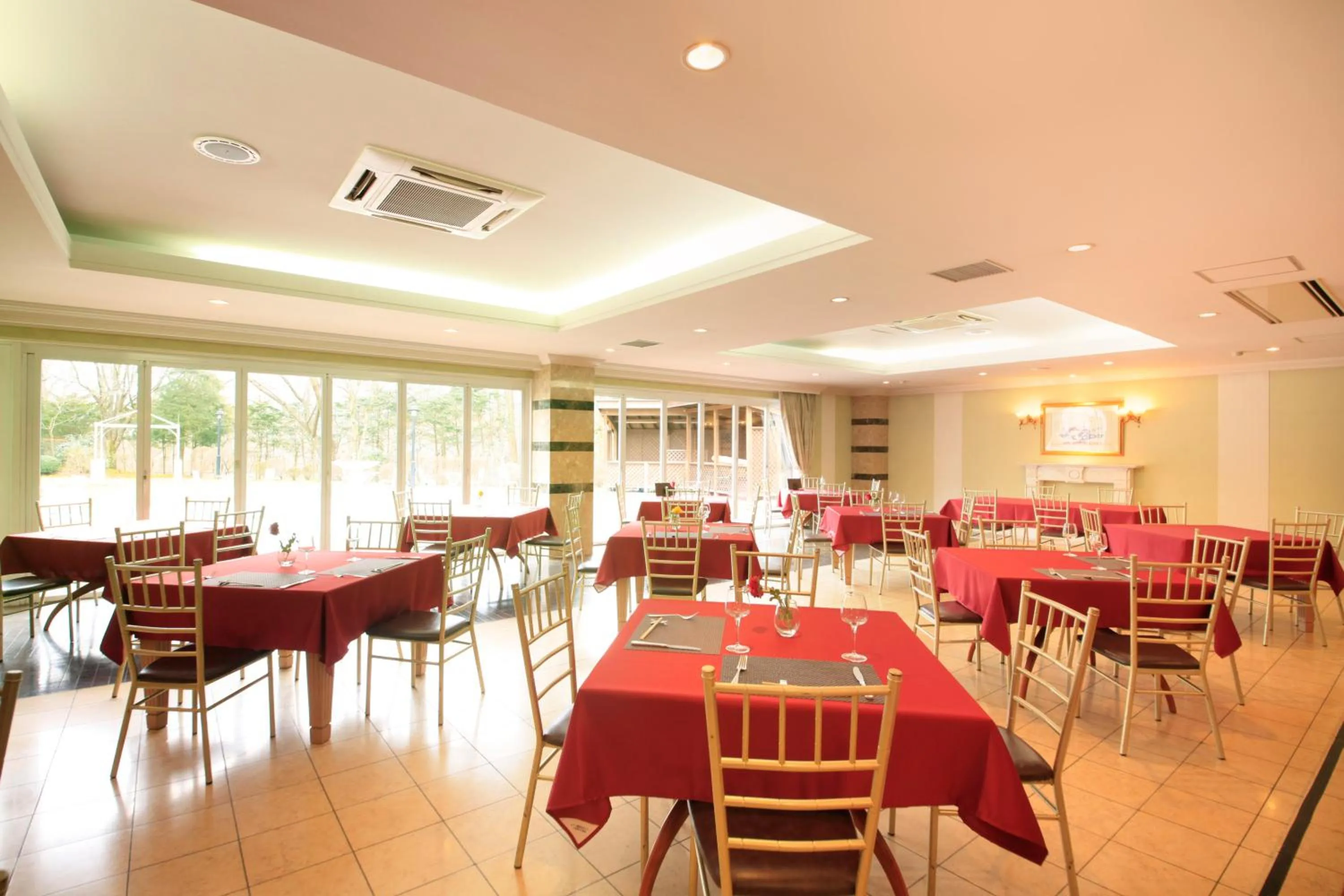 Restaurant/places to eat in Yutorelo Karuizawa Hotel