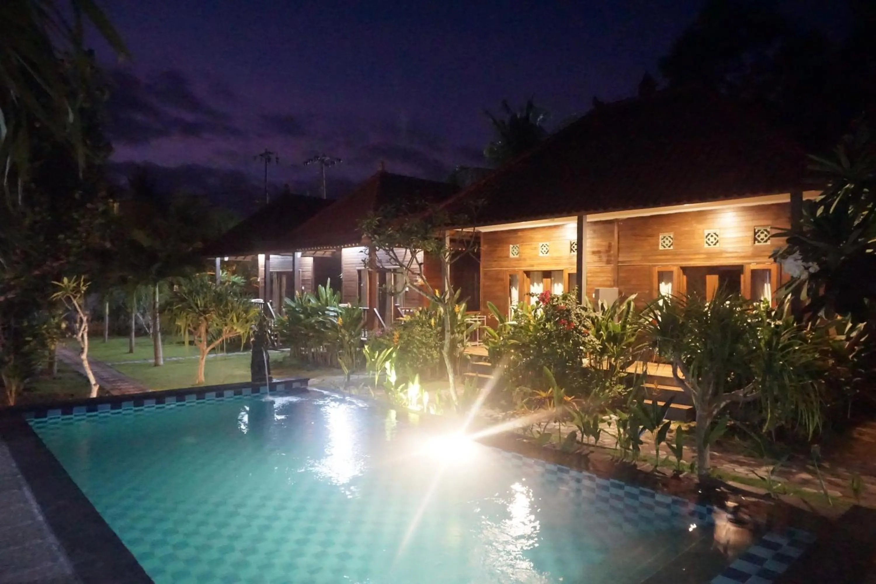 Property building in Nyoman Guesthouse and Grill