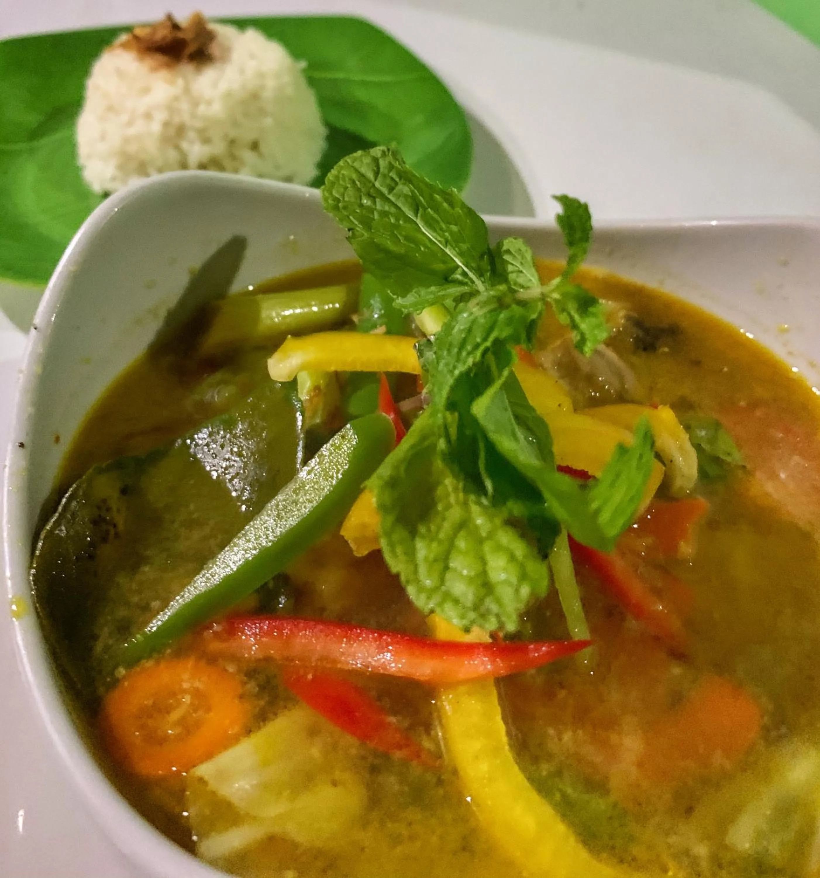 Food and drinks in Nyoman Guesthouse and Grill