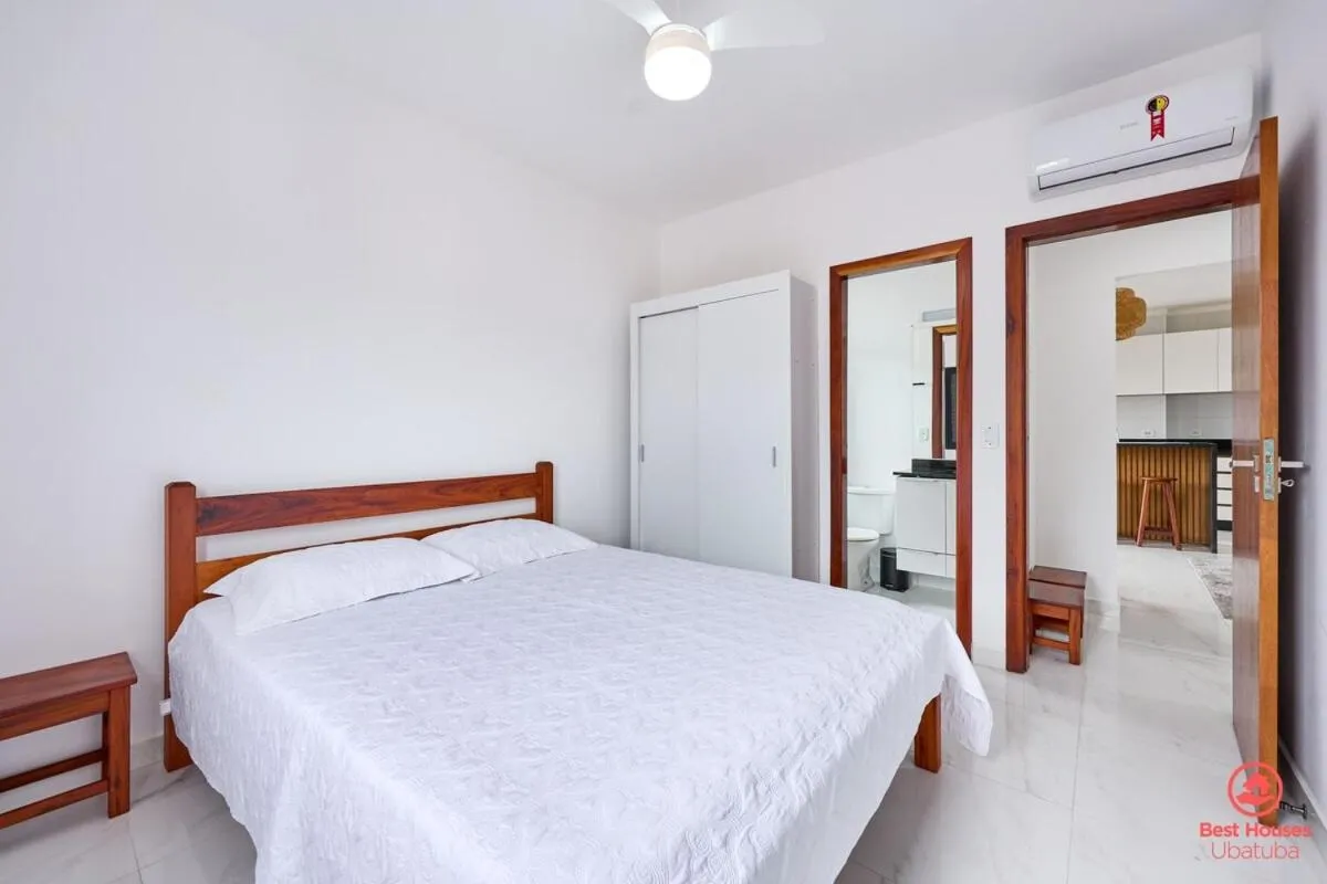Bed in BH42 · BH42: Cobertura com AR, Churrasqueira e Piscina