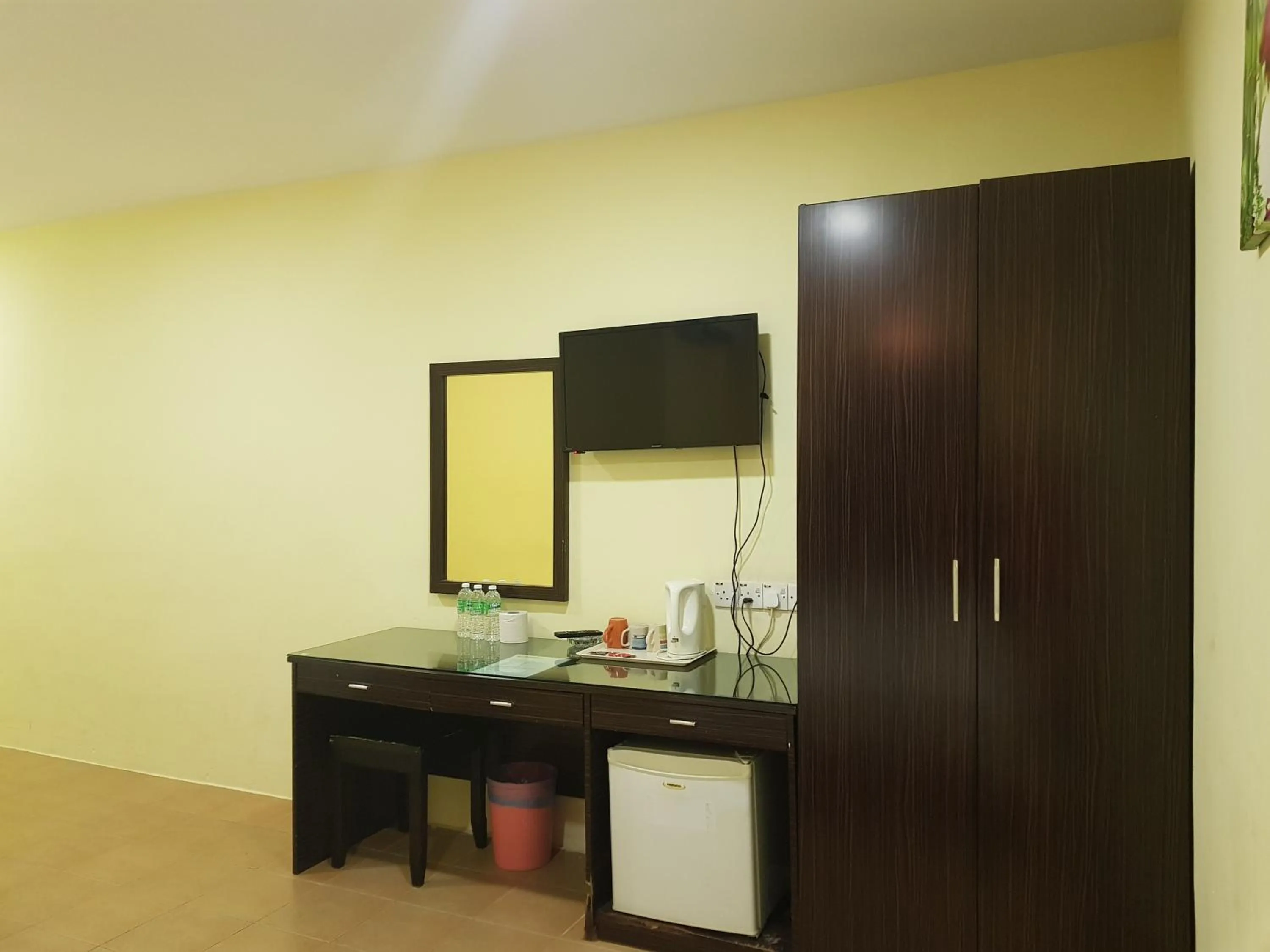 Coffee/tea facilities in New City Hotel