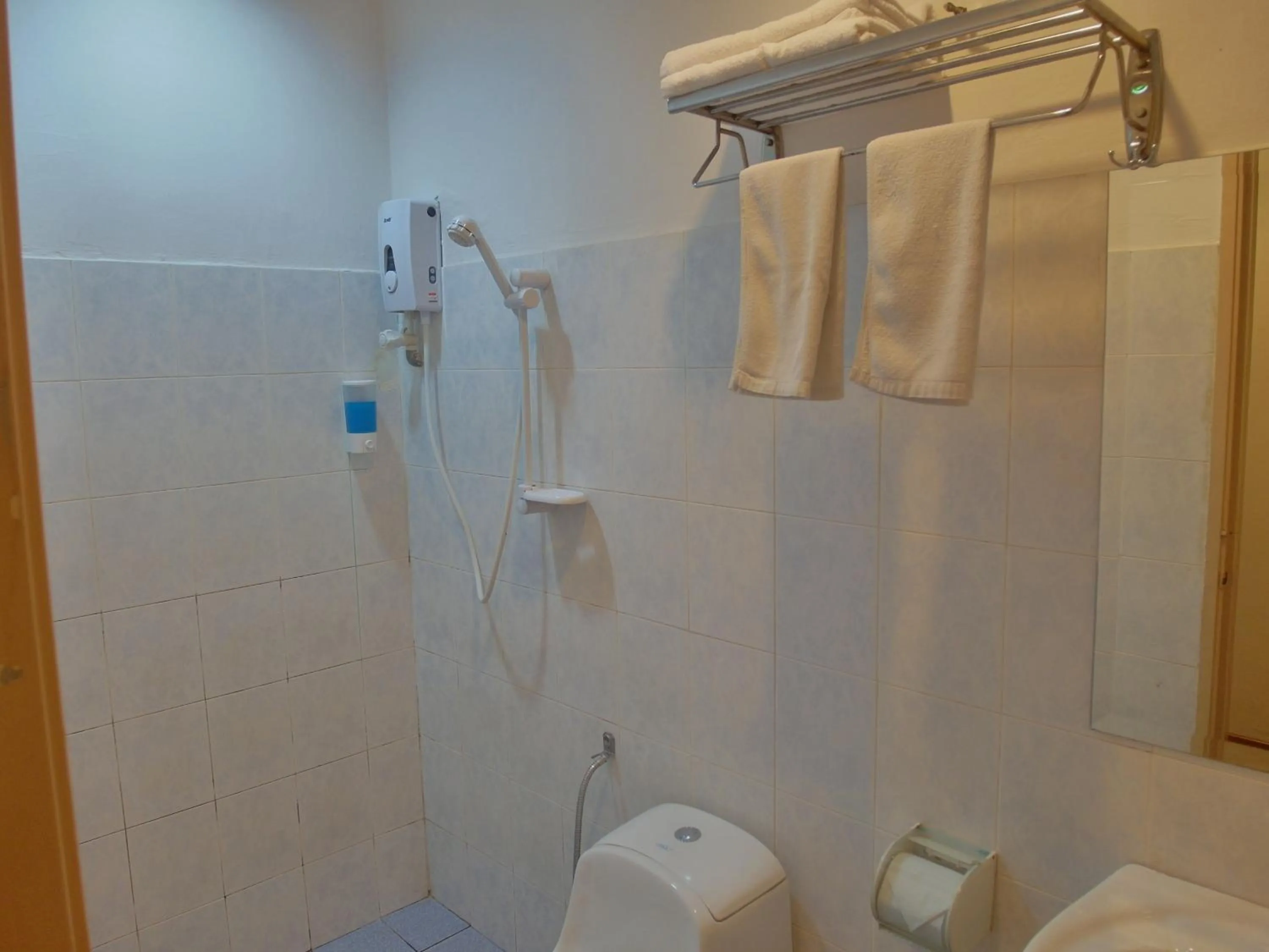 Bathroom in New City Hotel