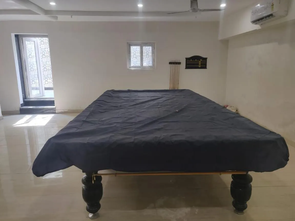 Billiard, Bed in FlxHo Quad - Luxury Studio Apart Hotel DLF Cyber City