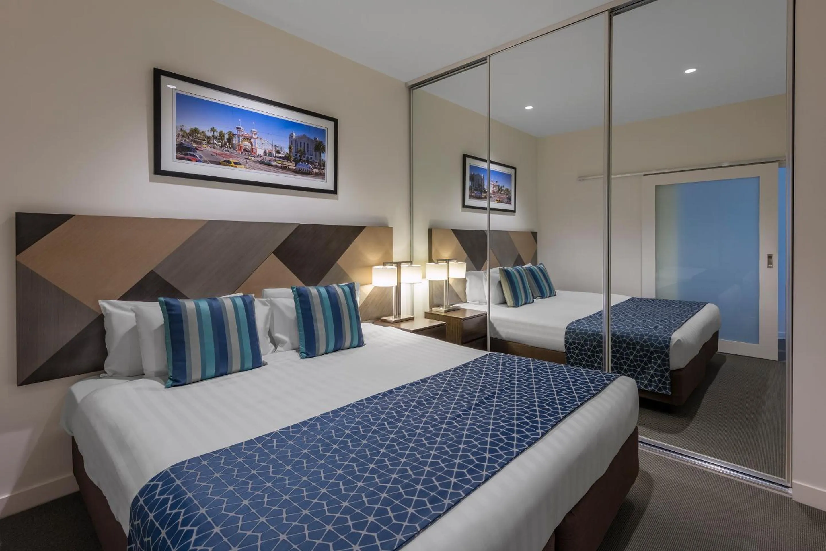 Bedroom, Bed in Wyndham Hotel Melbourne