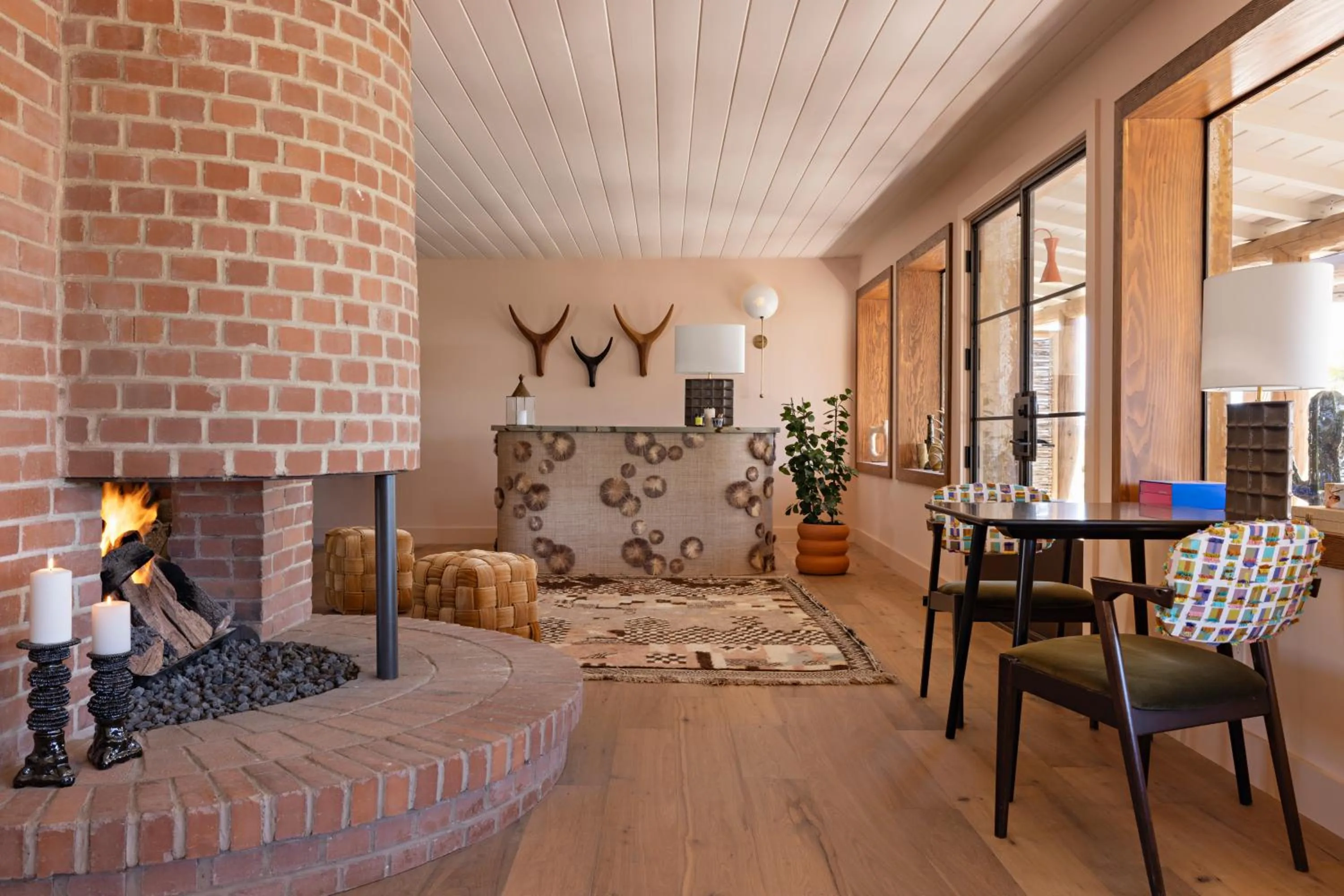 Lobby or reception in River Lodge Paso - 21 & Over Pool