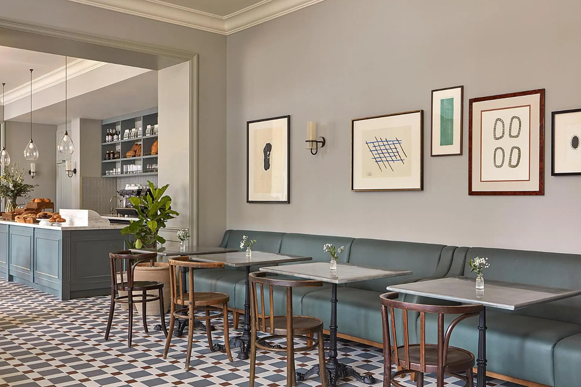 Restaurant/places to eat in Miiro Templeton Garden