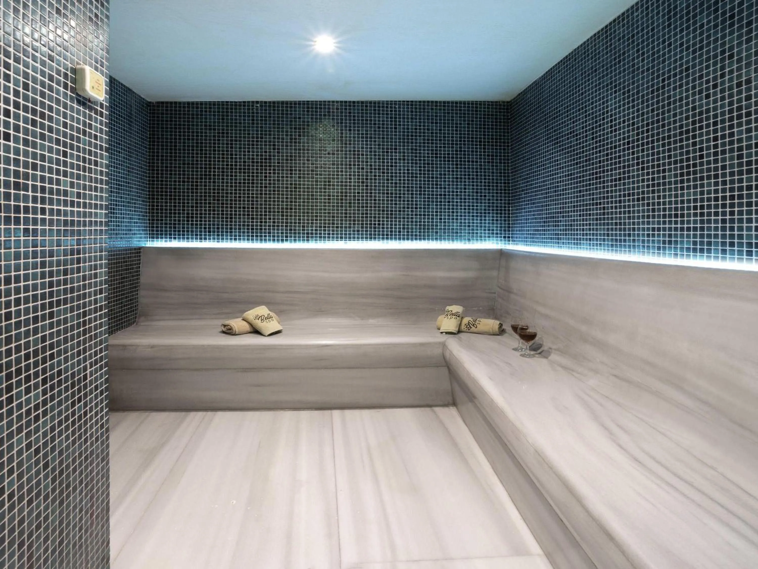 Other, Bed in Mercure Istanbul Bomonti