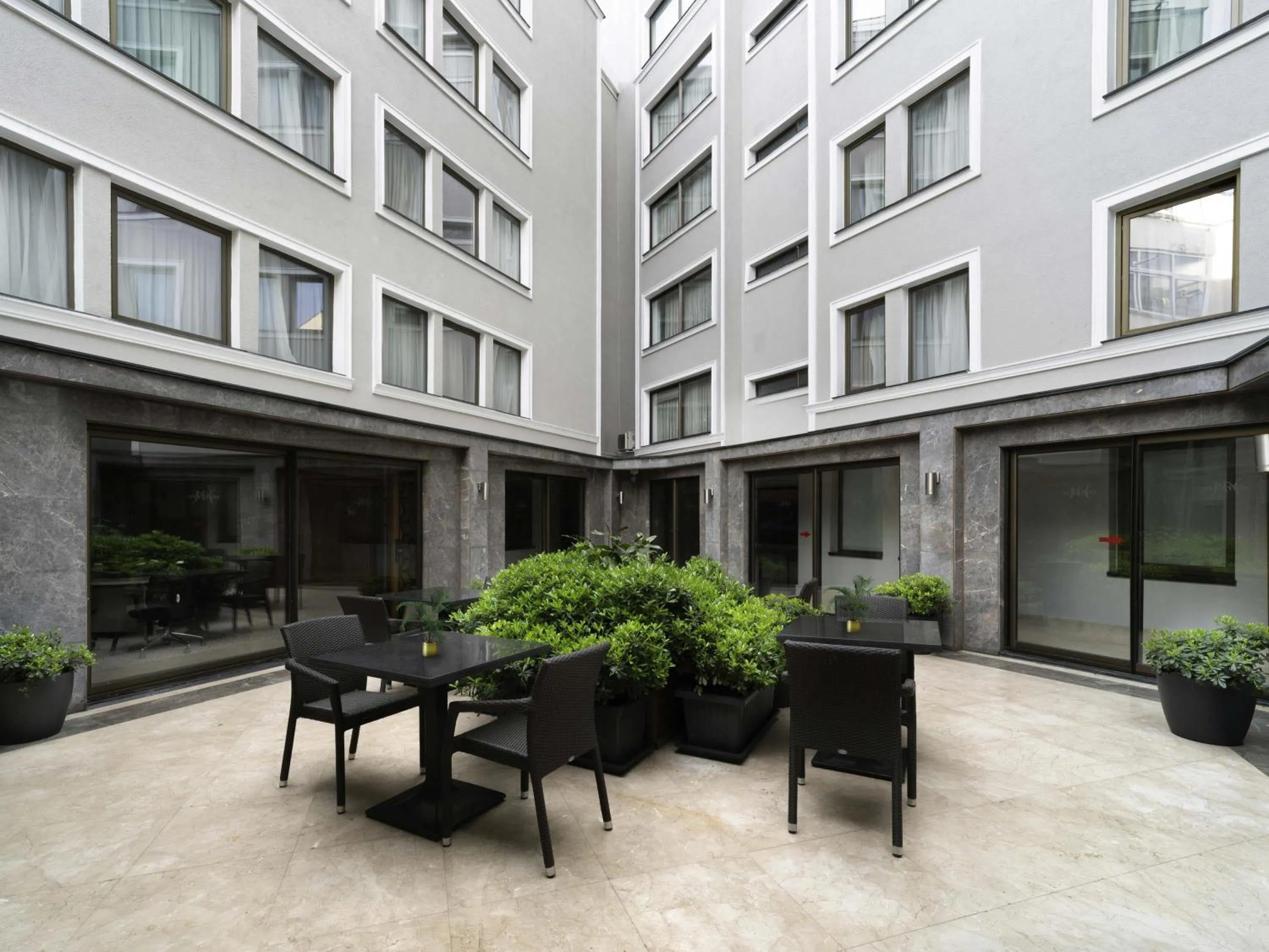 Property building in Mercure Istanbul Bomonti