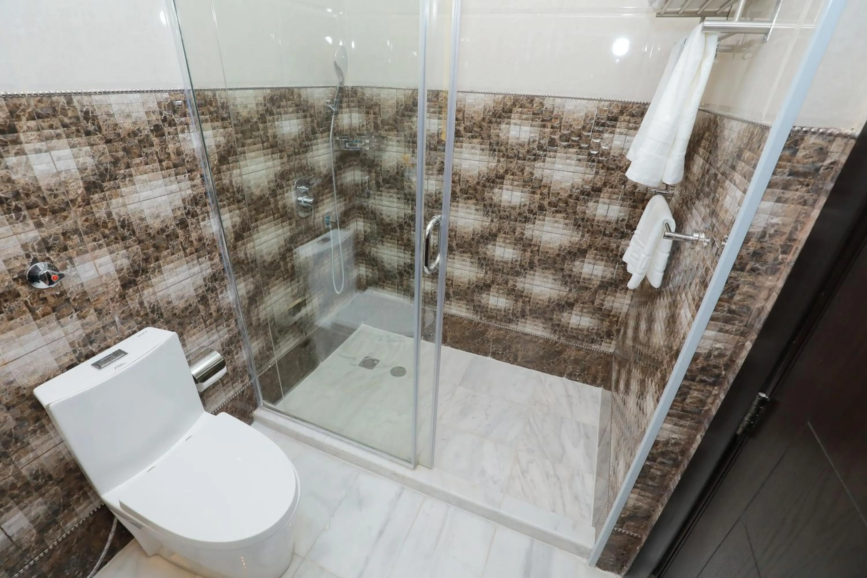 Bathroom in Aluya Hotel