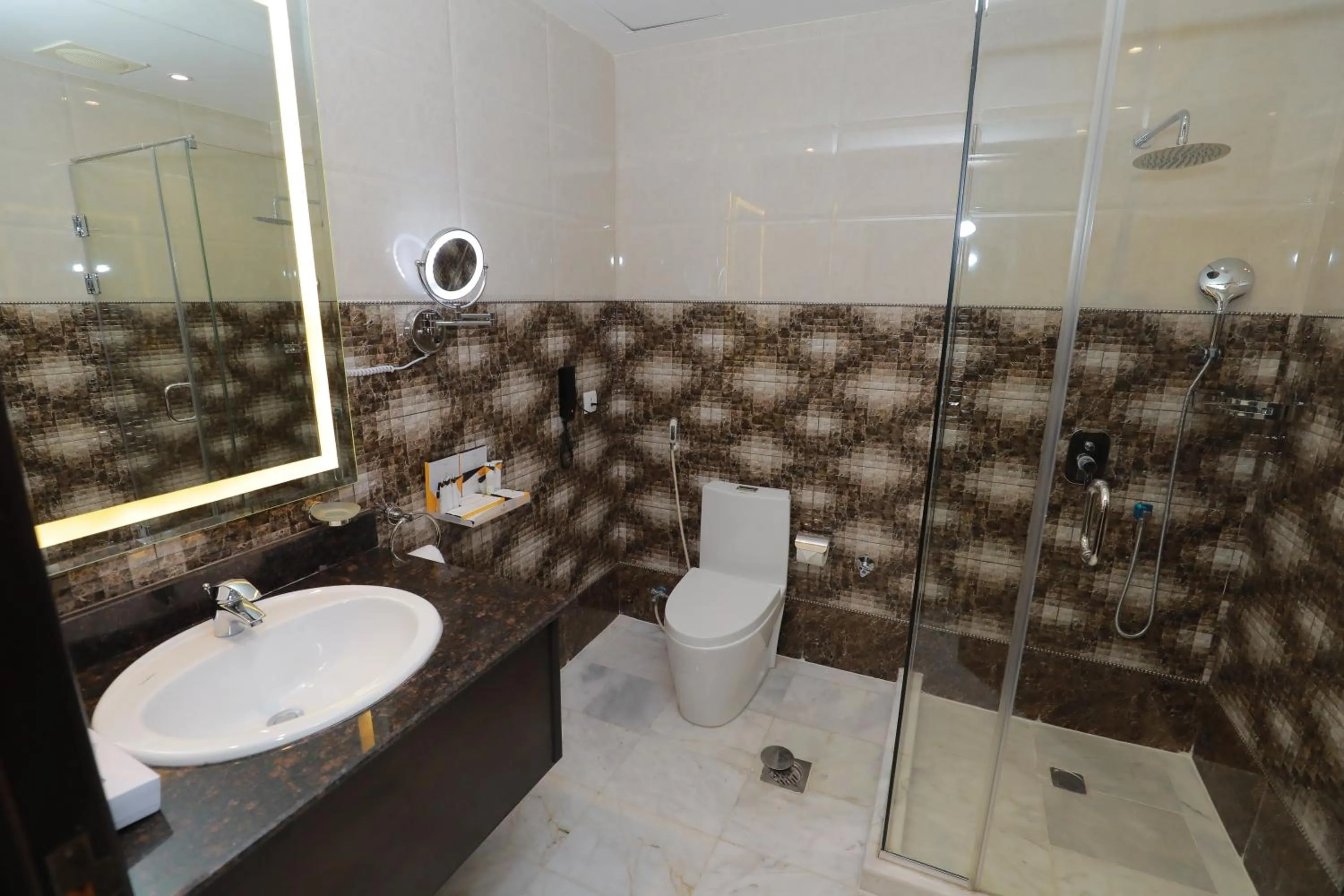 Bathroom in Aluya Hotel