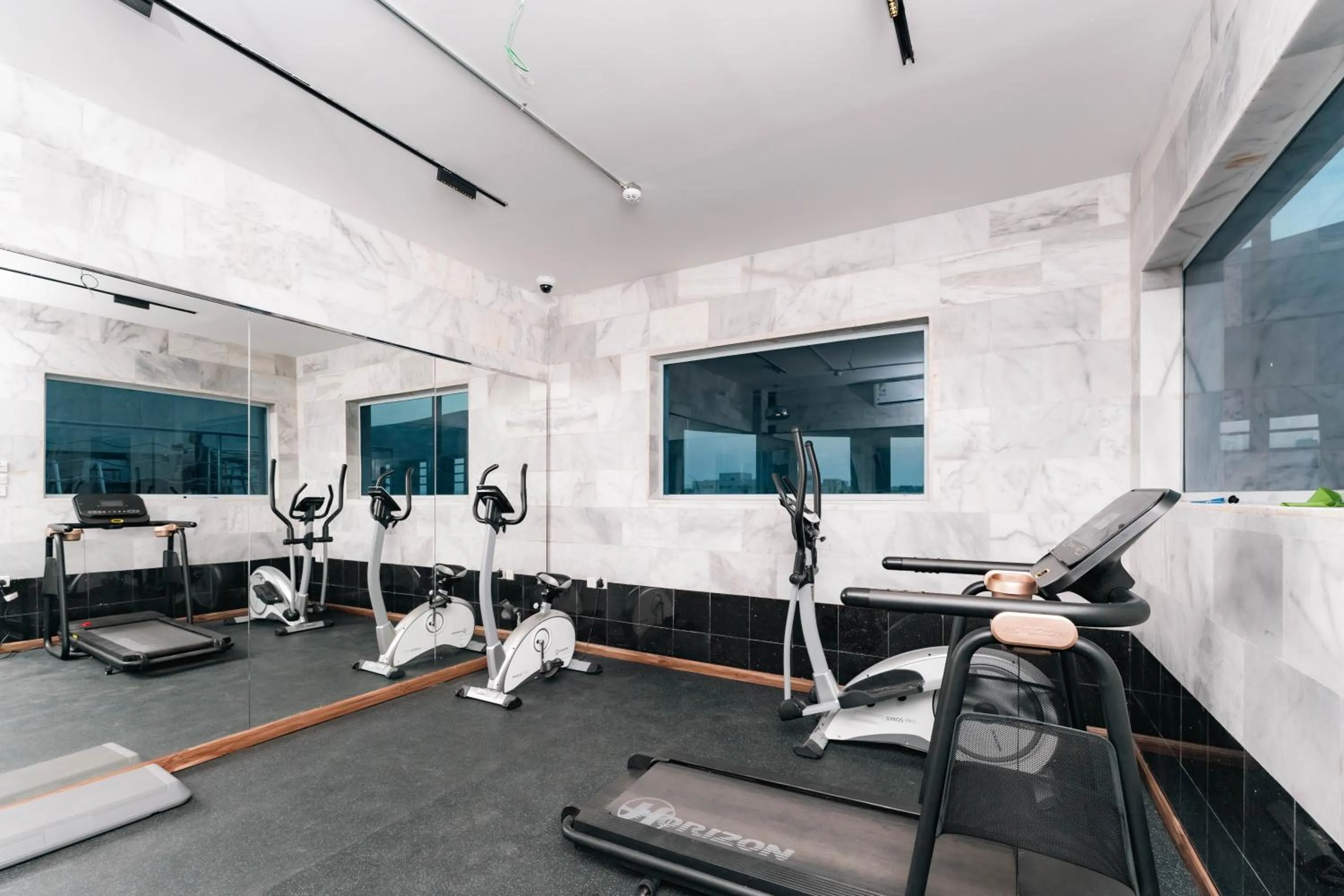 Fitness centre/facilities in Aluya Hotel