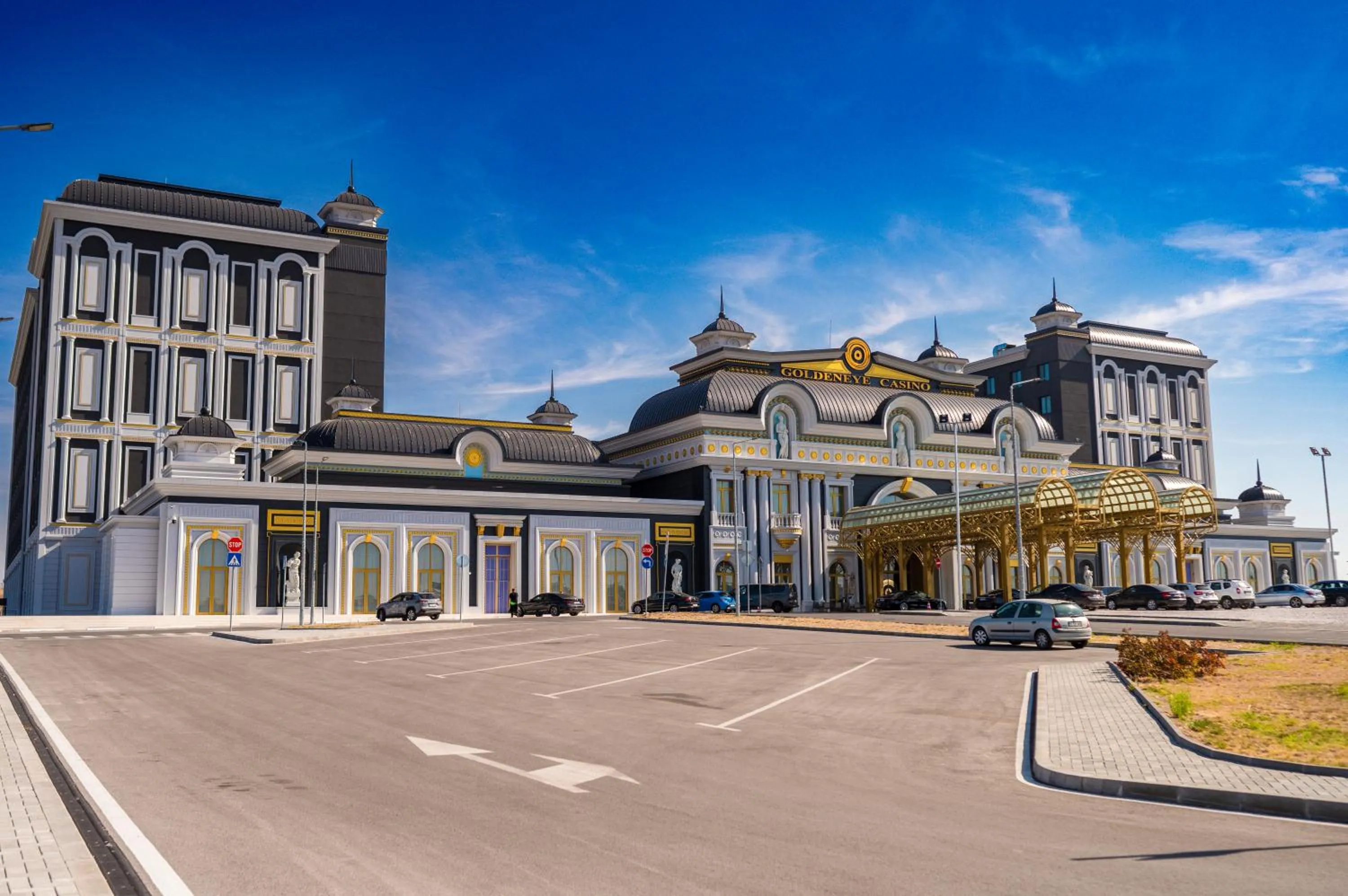 GoldenEye Hotel & Casino