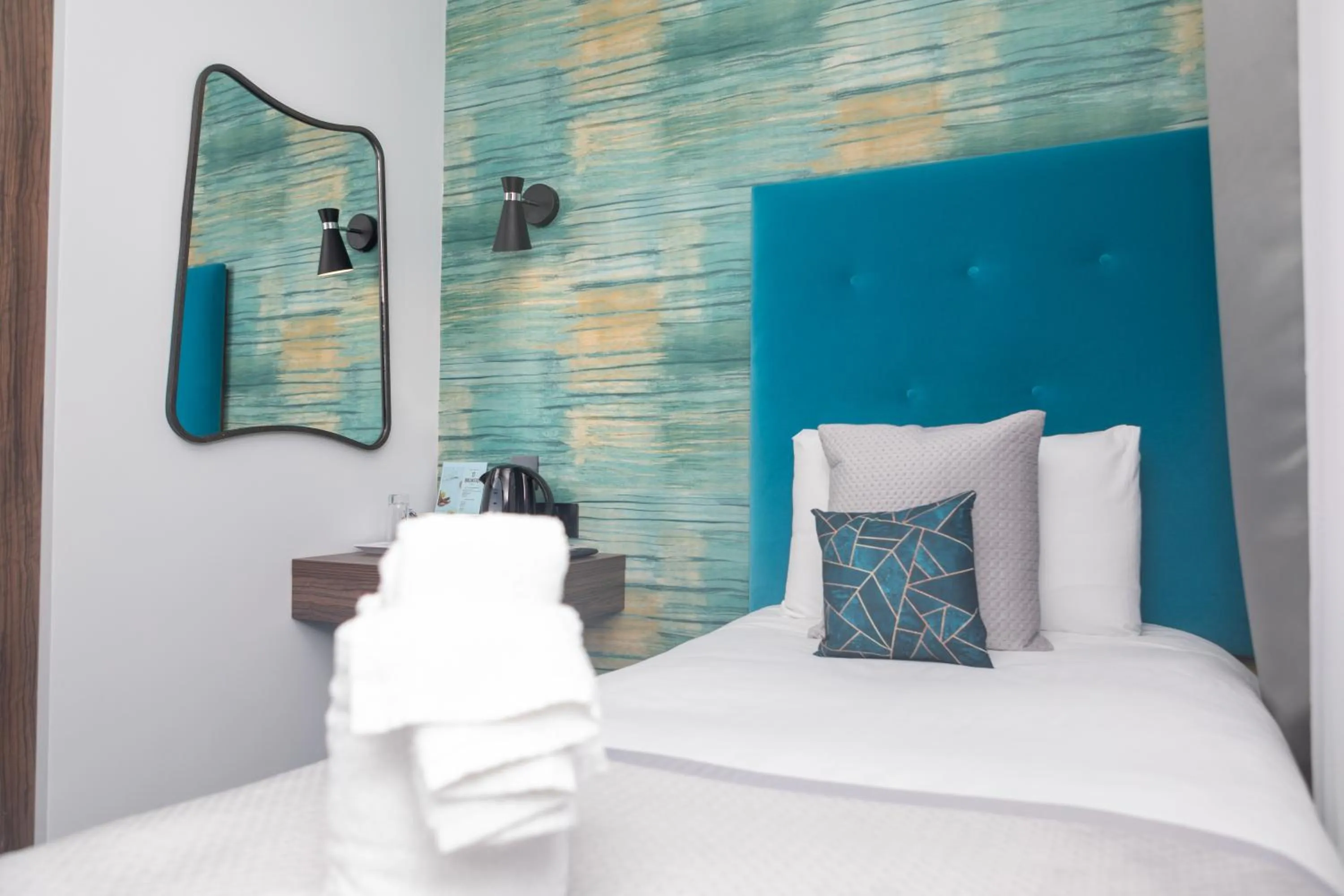 Bed in Paddington Park Hotel