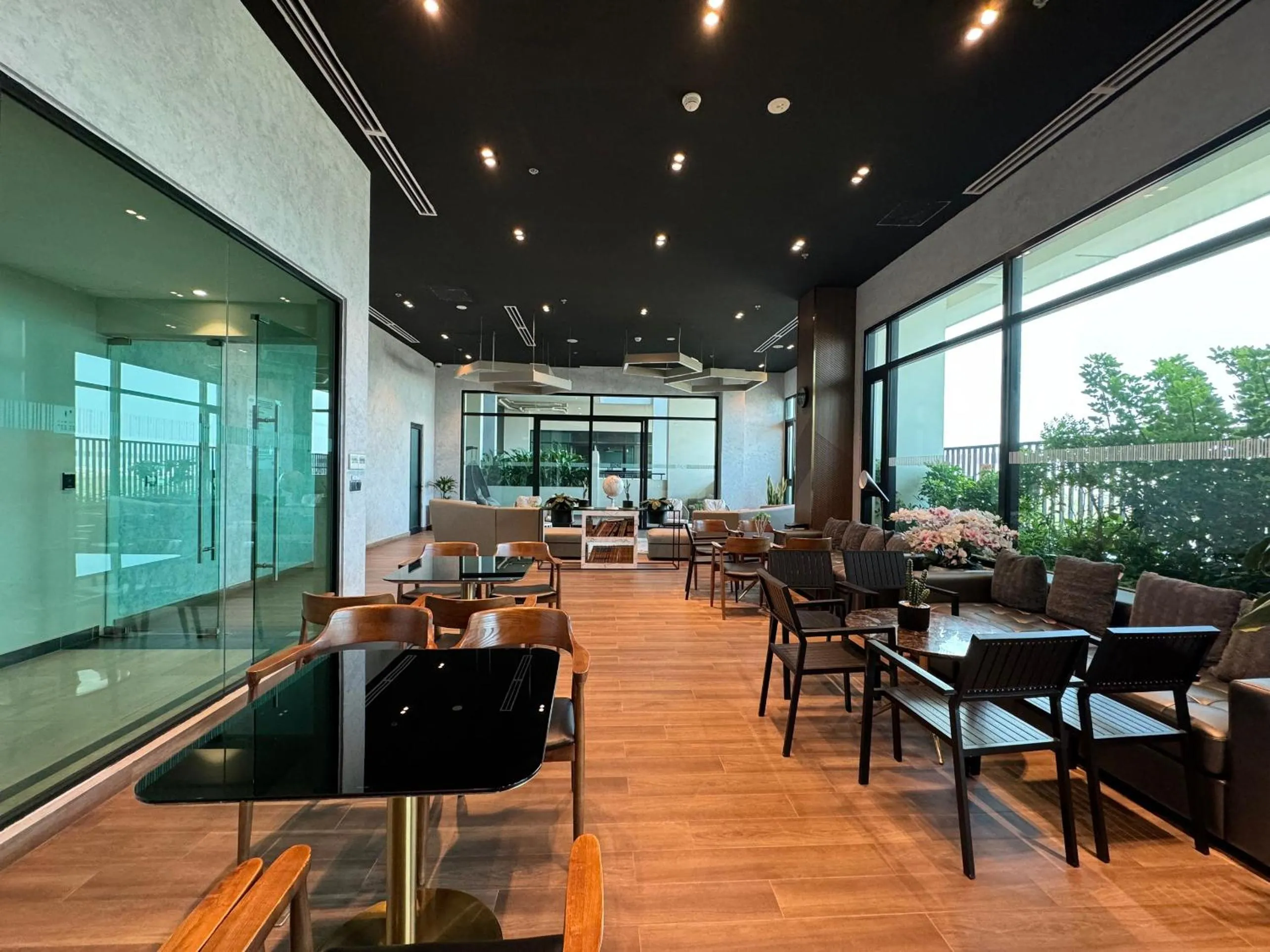 Banquet/Function facilities in Homie's Dedge Thao Dien Luxury Apartment