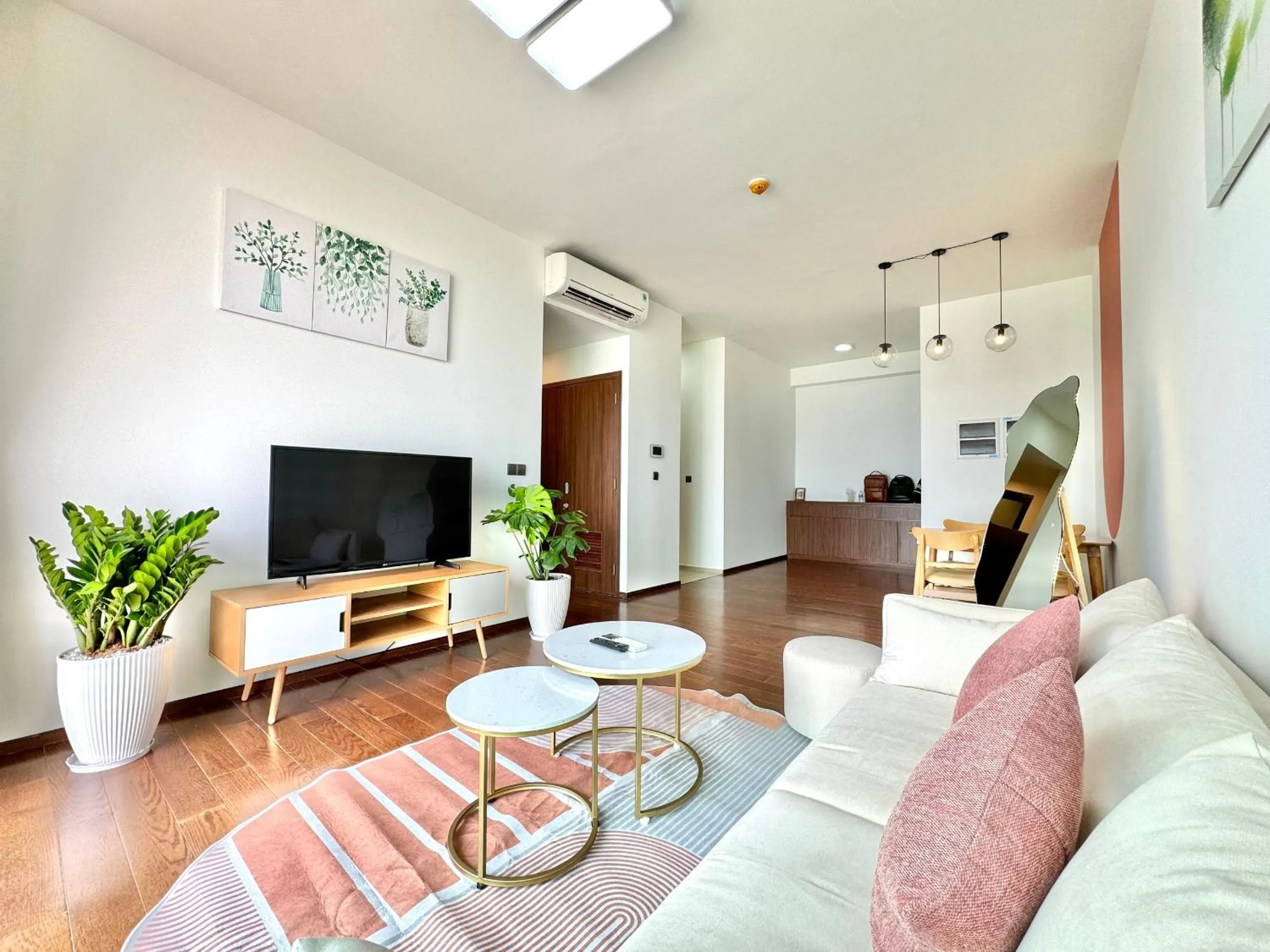 Living room in Homie's Dedge Thao Dien Luxury Apartment