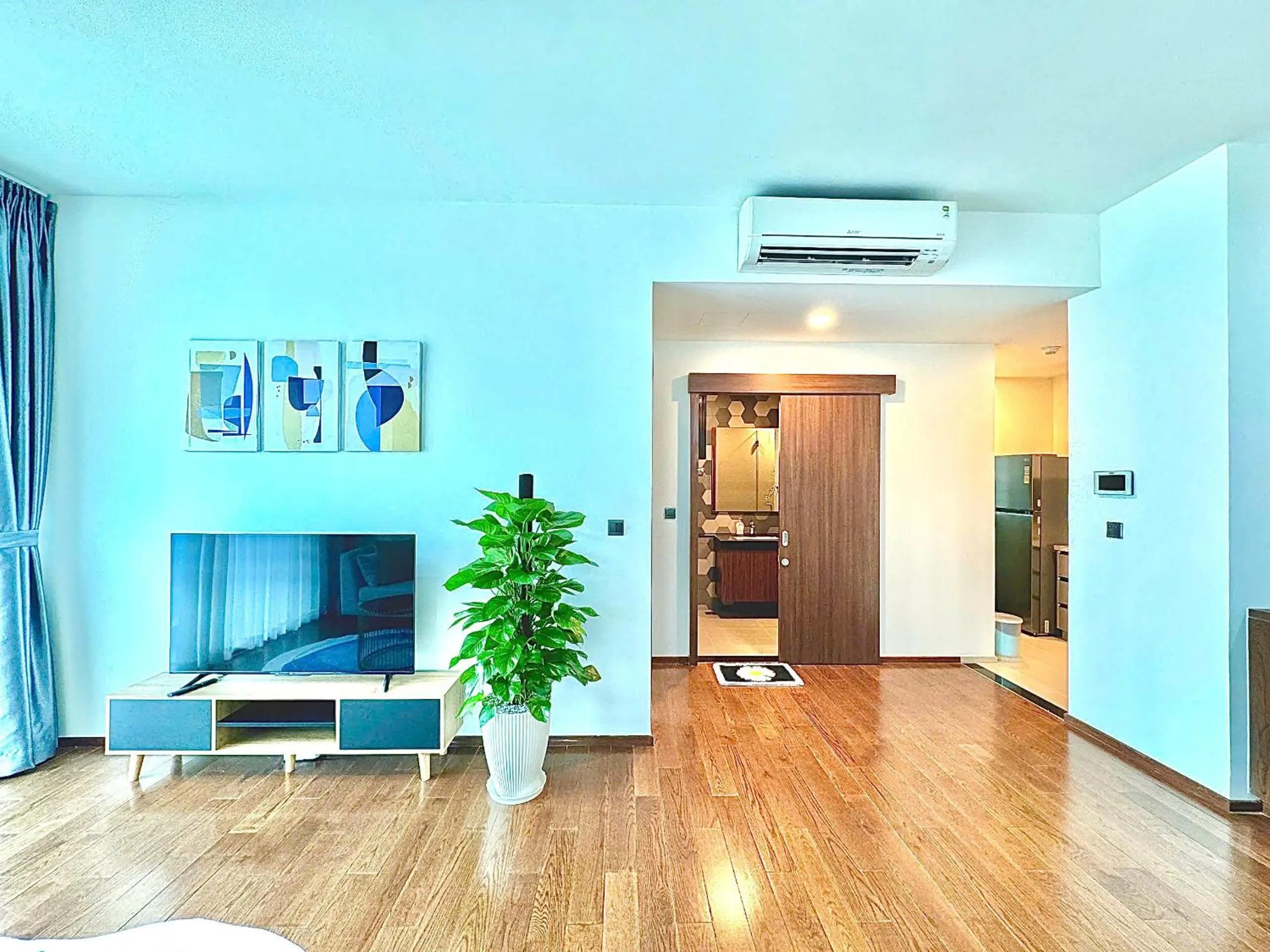 Homie's Dedge Thao Dien Luxury Apartment