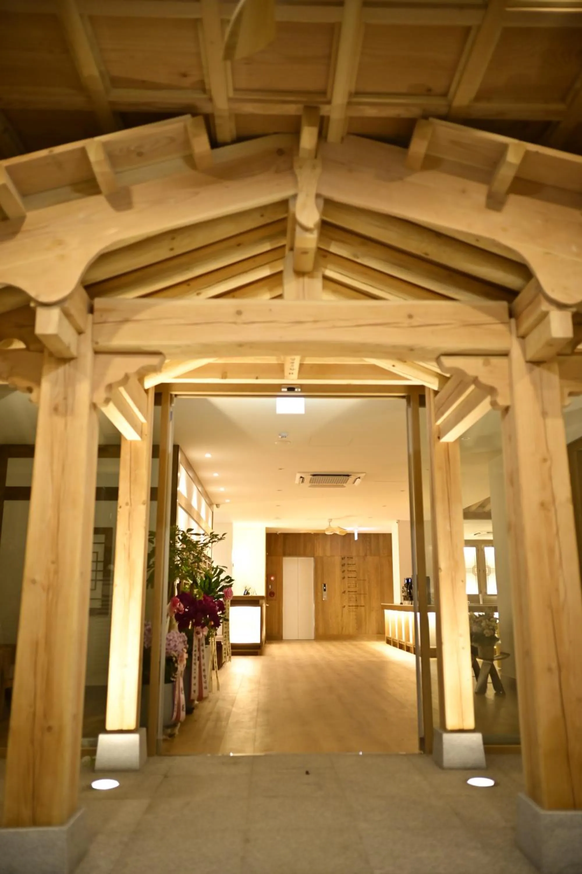 Facade/entrance in Hanok Hotel DAAM Seoul