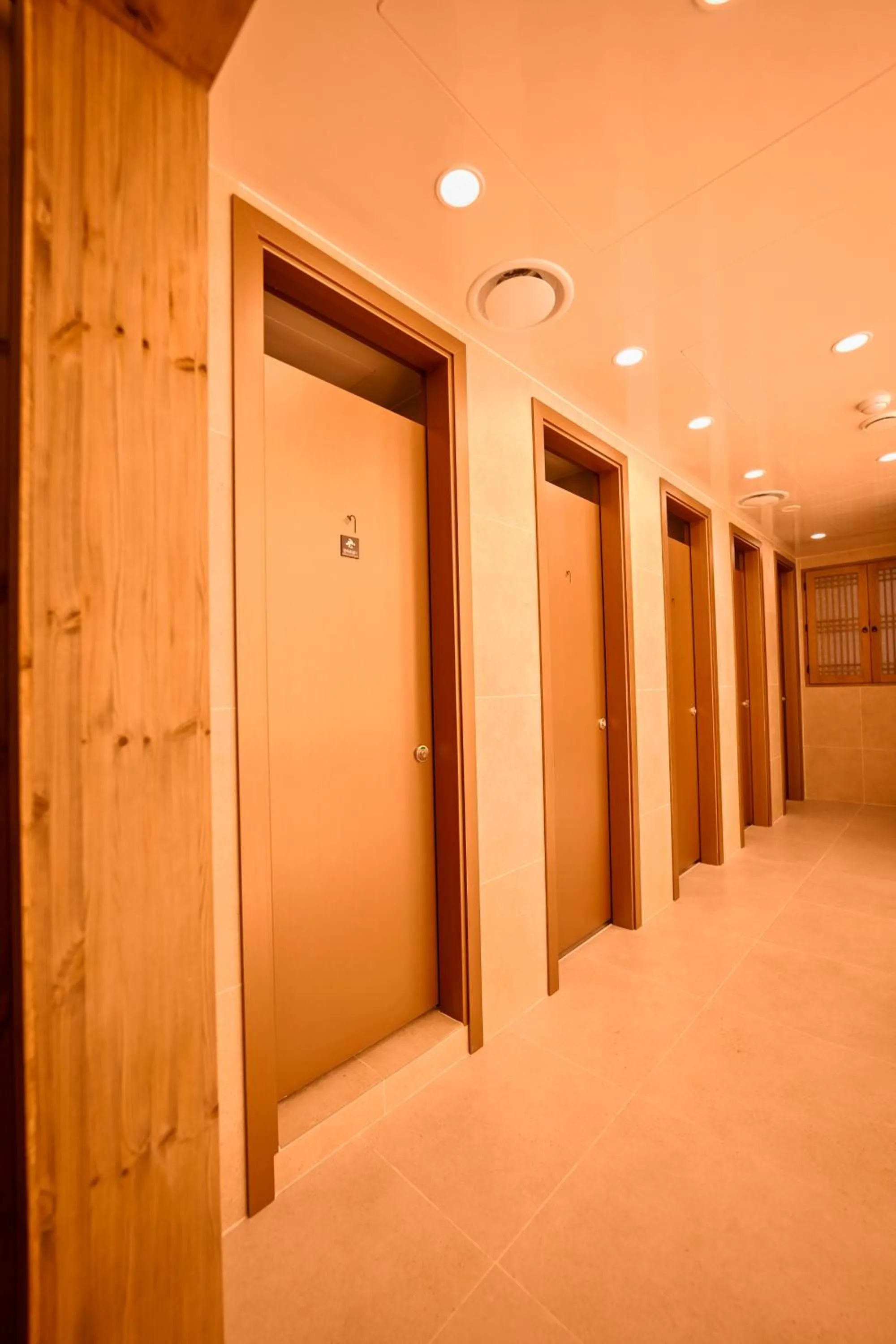 Shower in Hanok Hotel DAAM Seoul