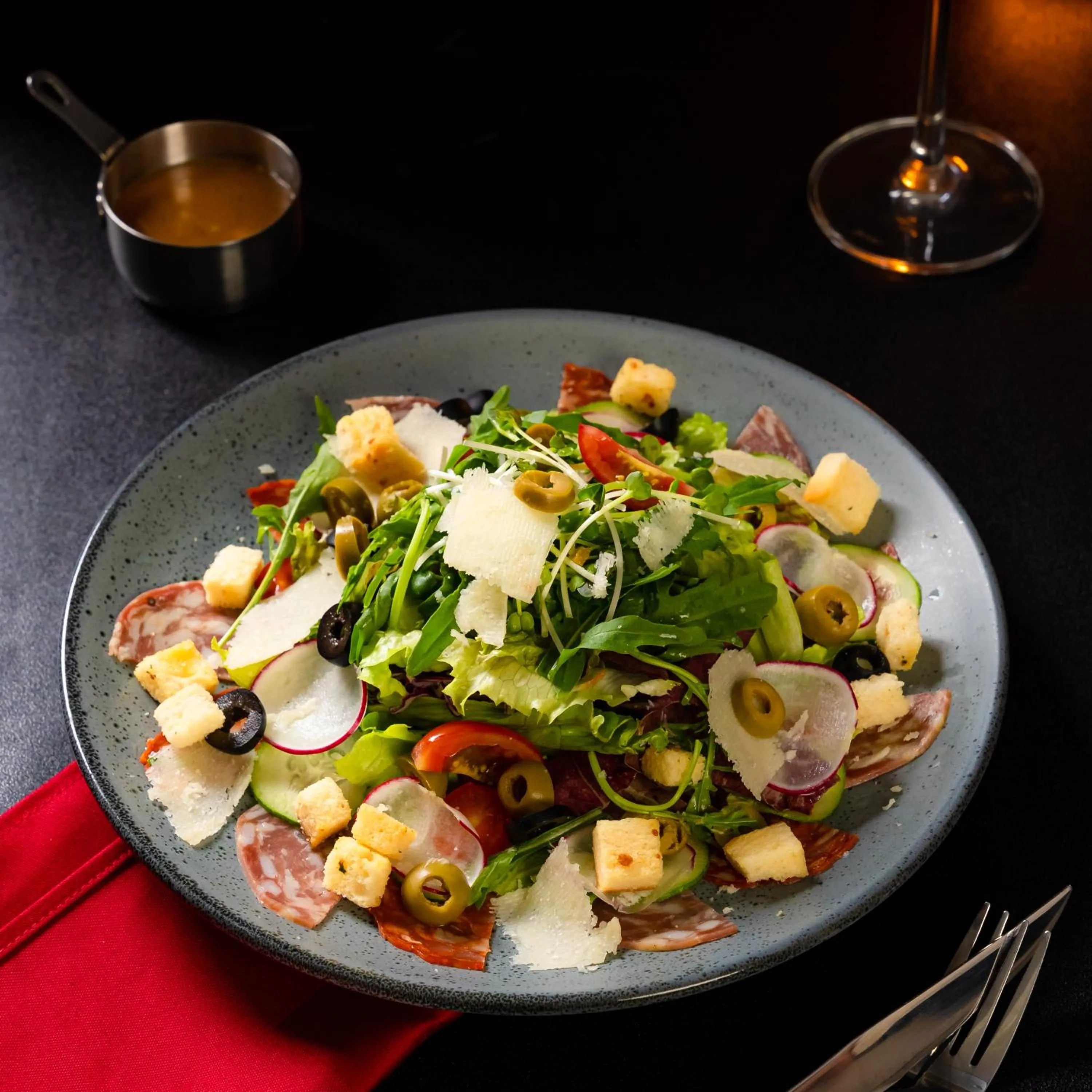 Restaurant/places to eat in Love St - Hanoi Hotel