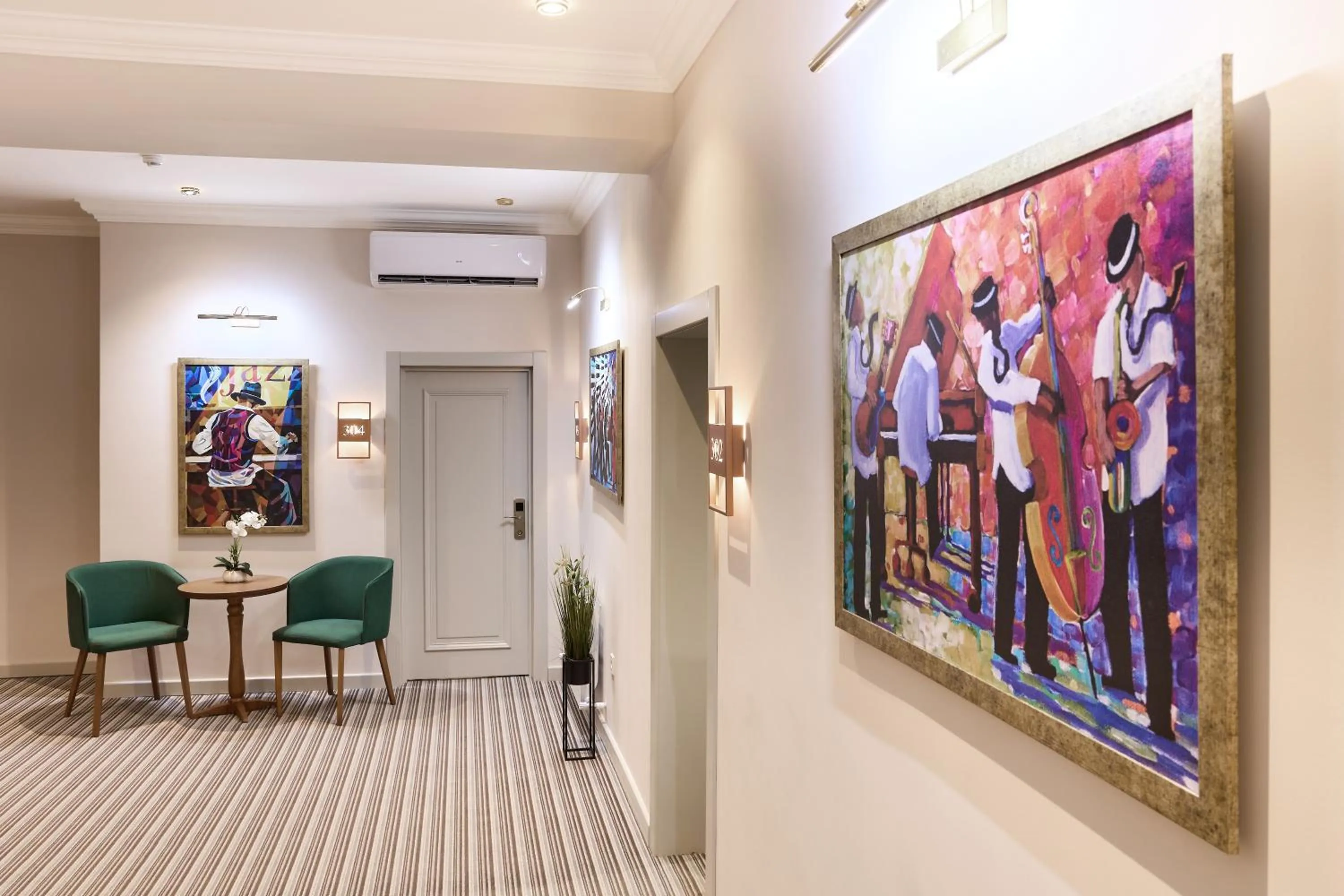 Maestro Address Hotel