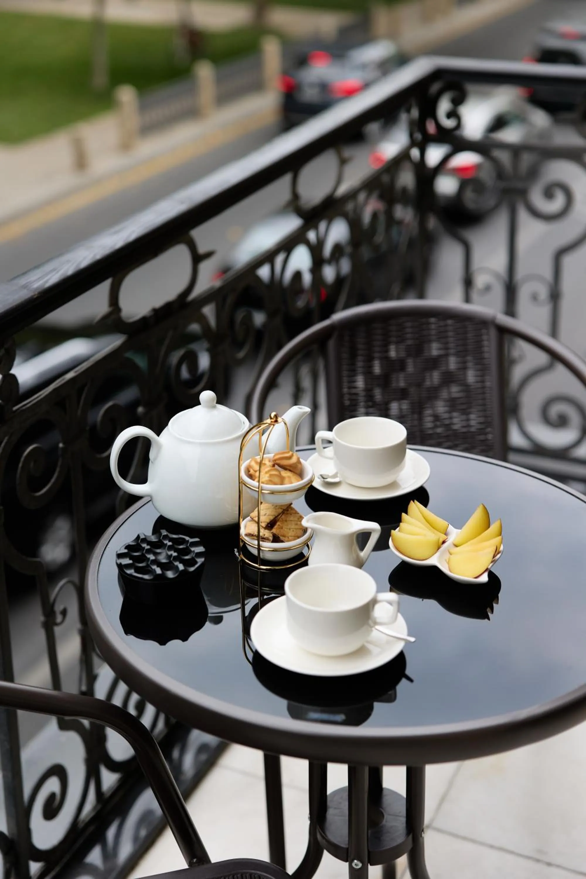 Maestro Address Hotel