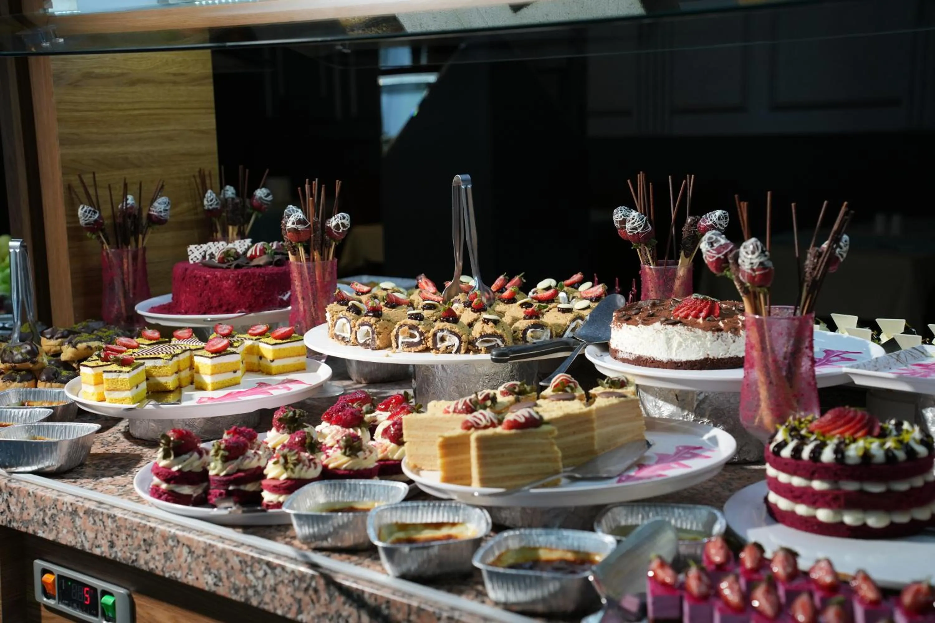 Ada Newday Resort Hotel