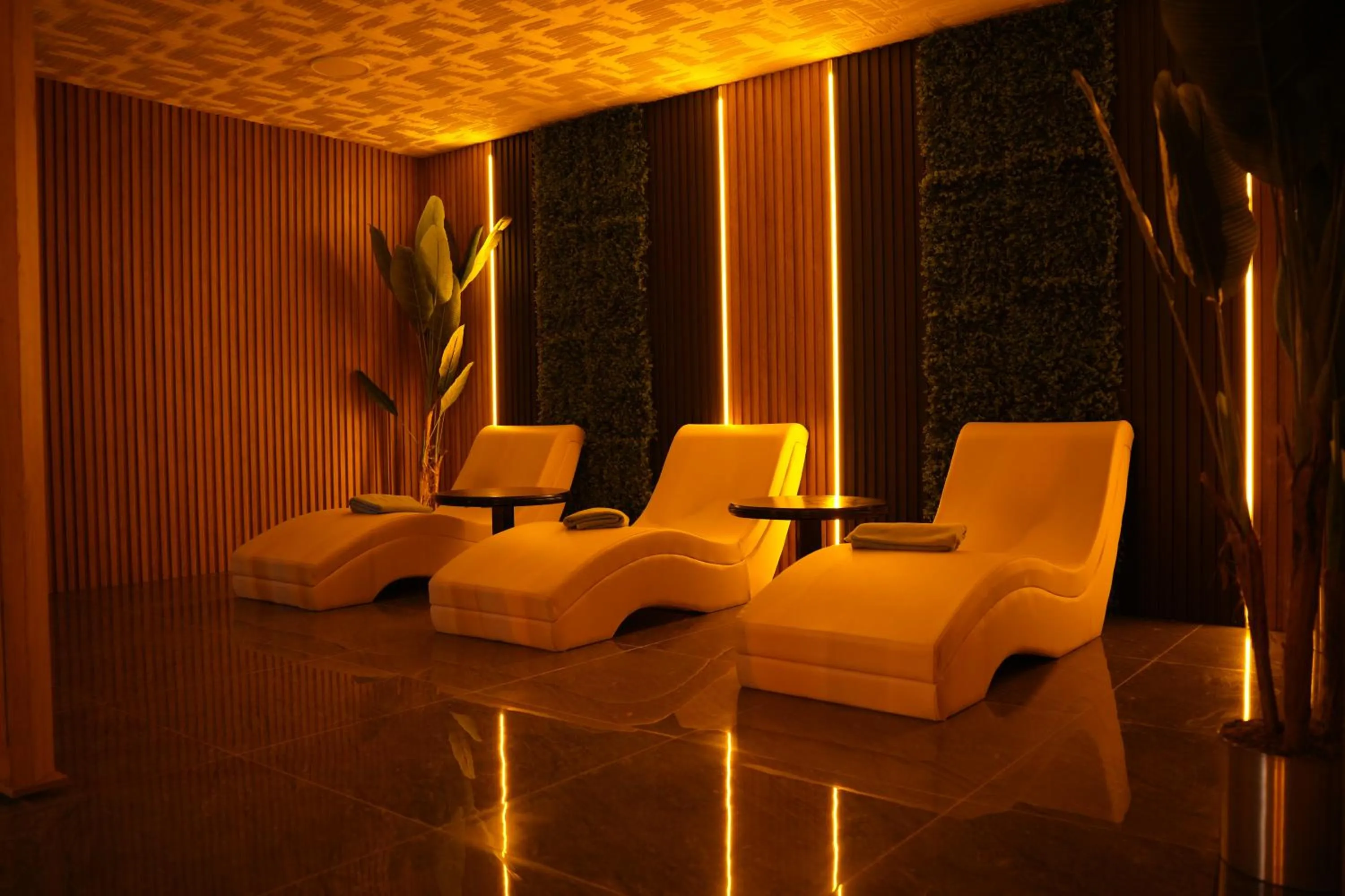 Ada Newday Resort Hotel