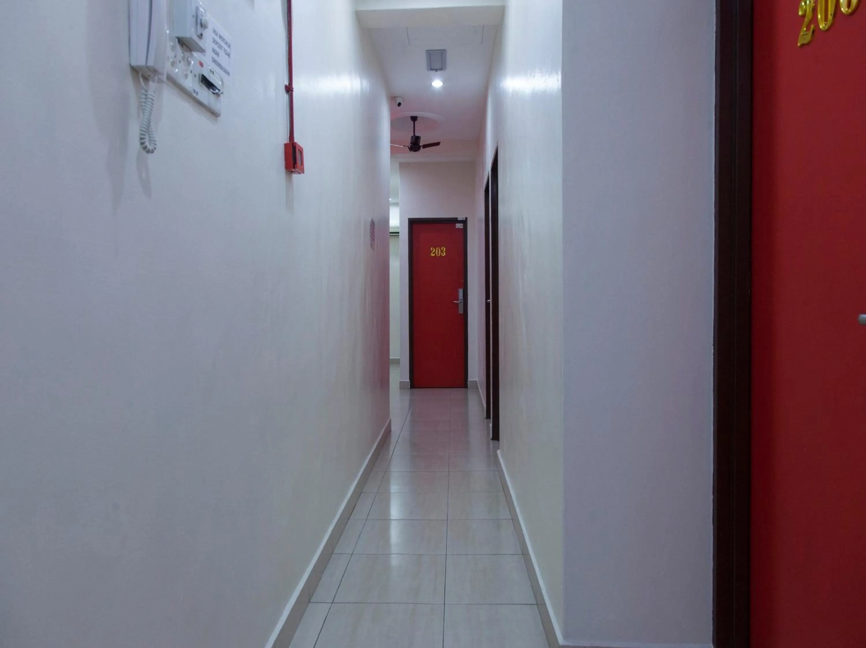 Lobby or reception in OYO 90950 Hotel Dns