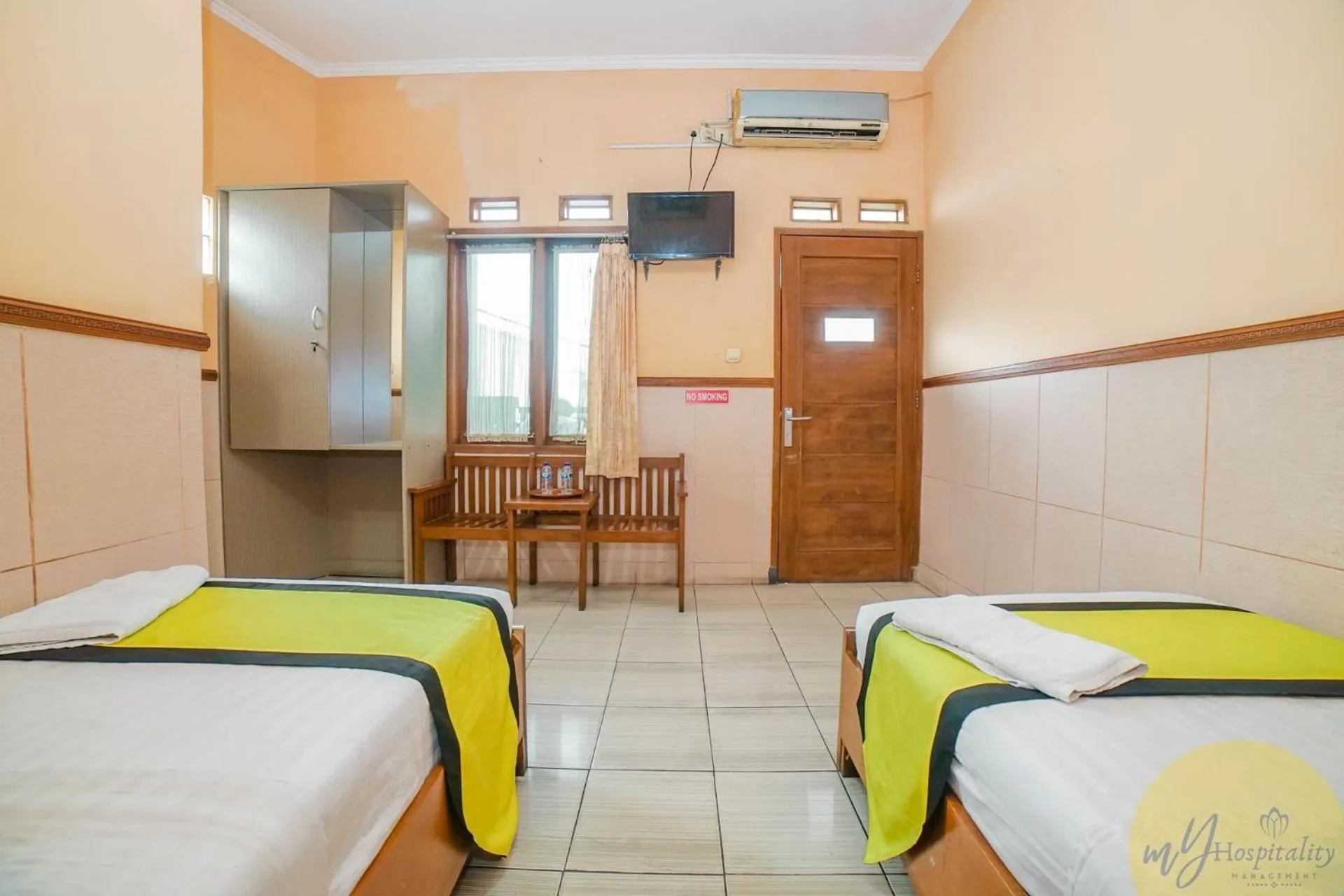 Bed in Hotel Patradisa by My Hospitality