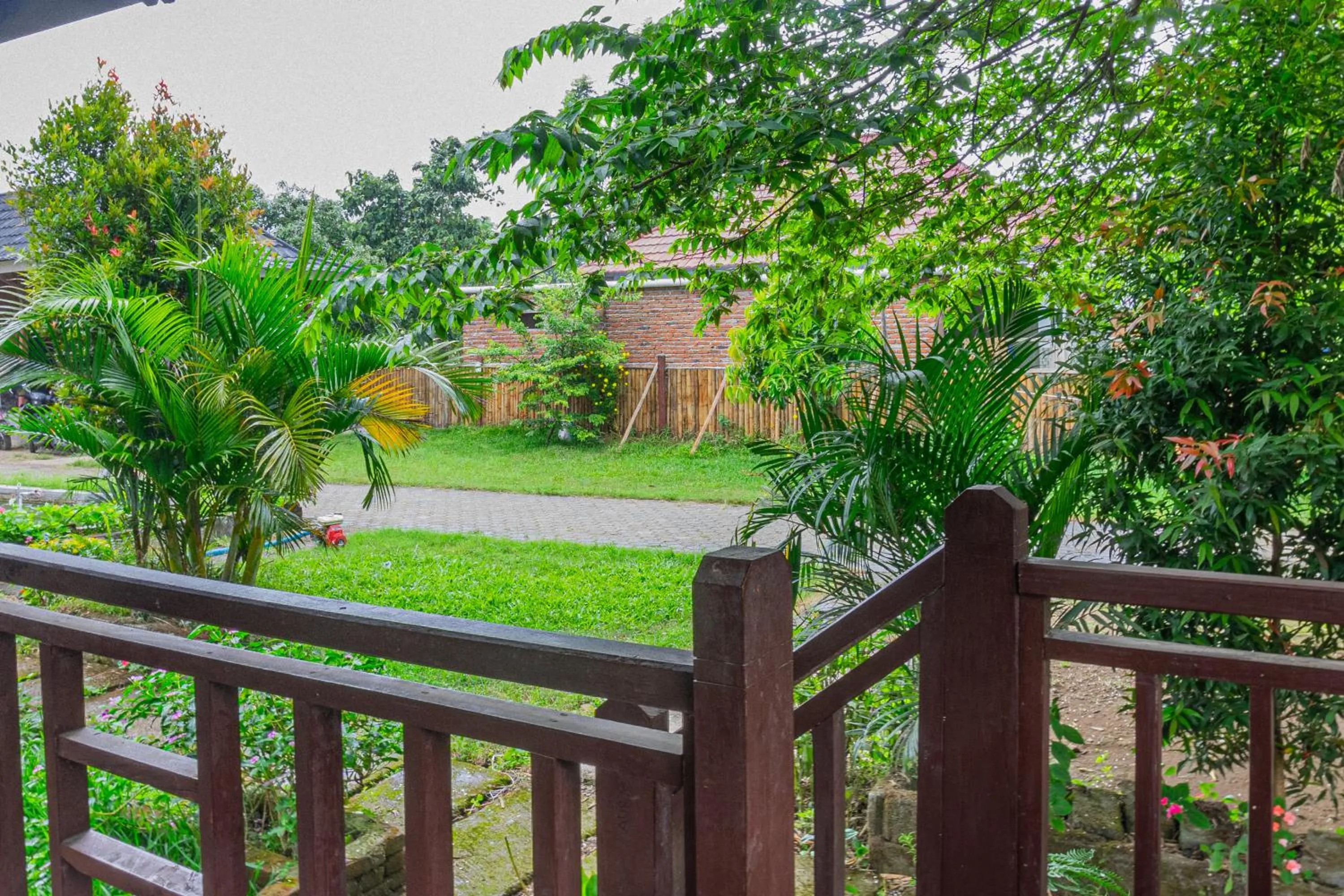 Balcony/Terrace in Puncak Rinjani Lodge