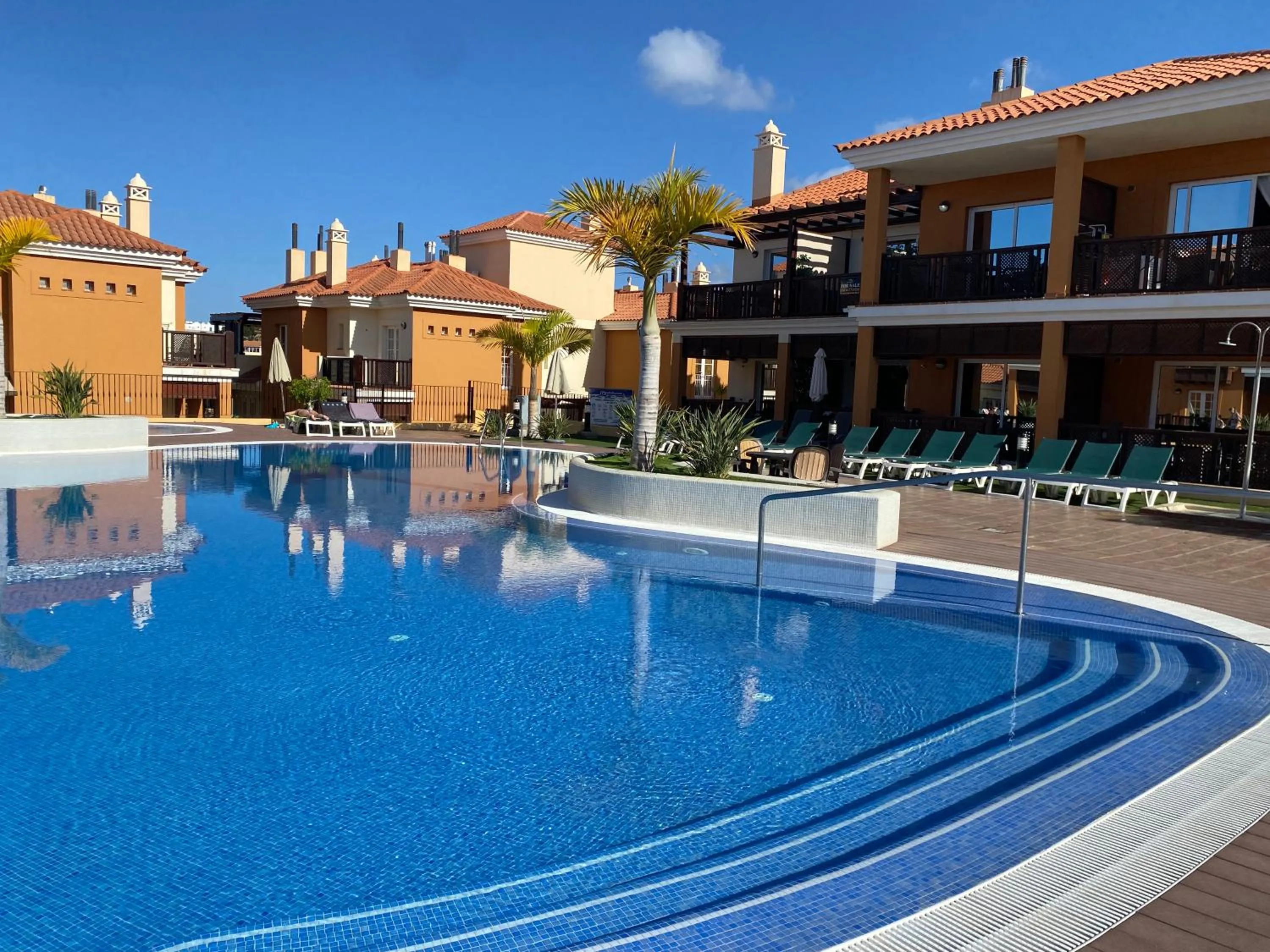 Swimming pool in MONTE CARRERA Sunrise & Sunset