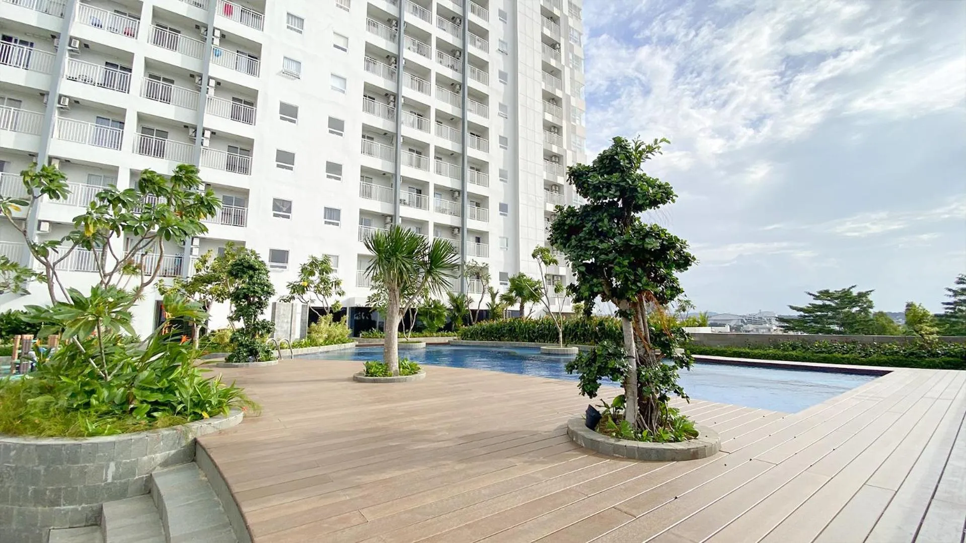 Swimming pool in REOTEL at CITRAPLAZA NAGOYA BATAM