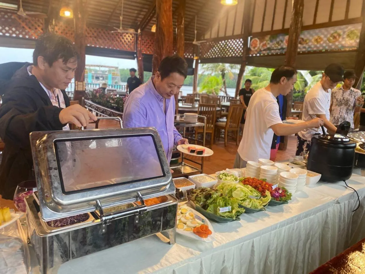 Restaurant/places to eat in Nov Koh Kong Resort