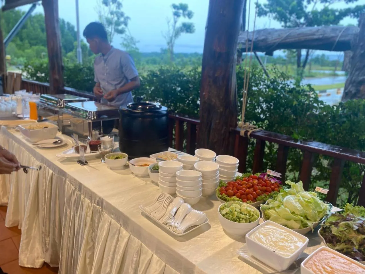 Food and drinks in Nov Koh Kong Resort
